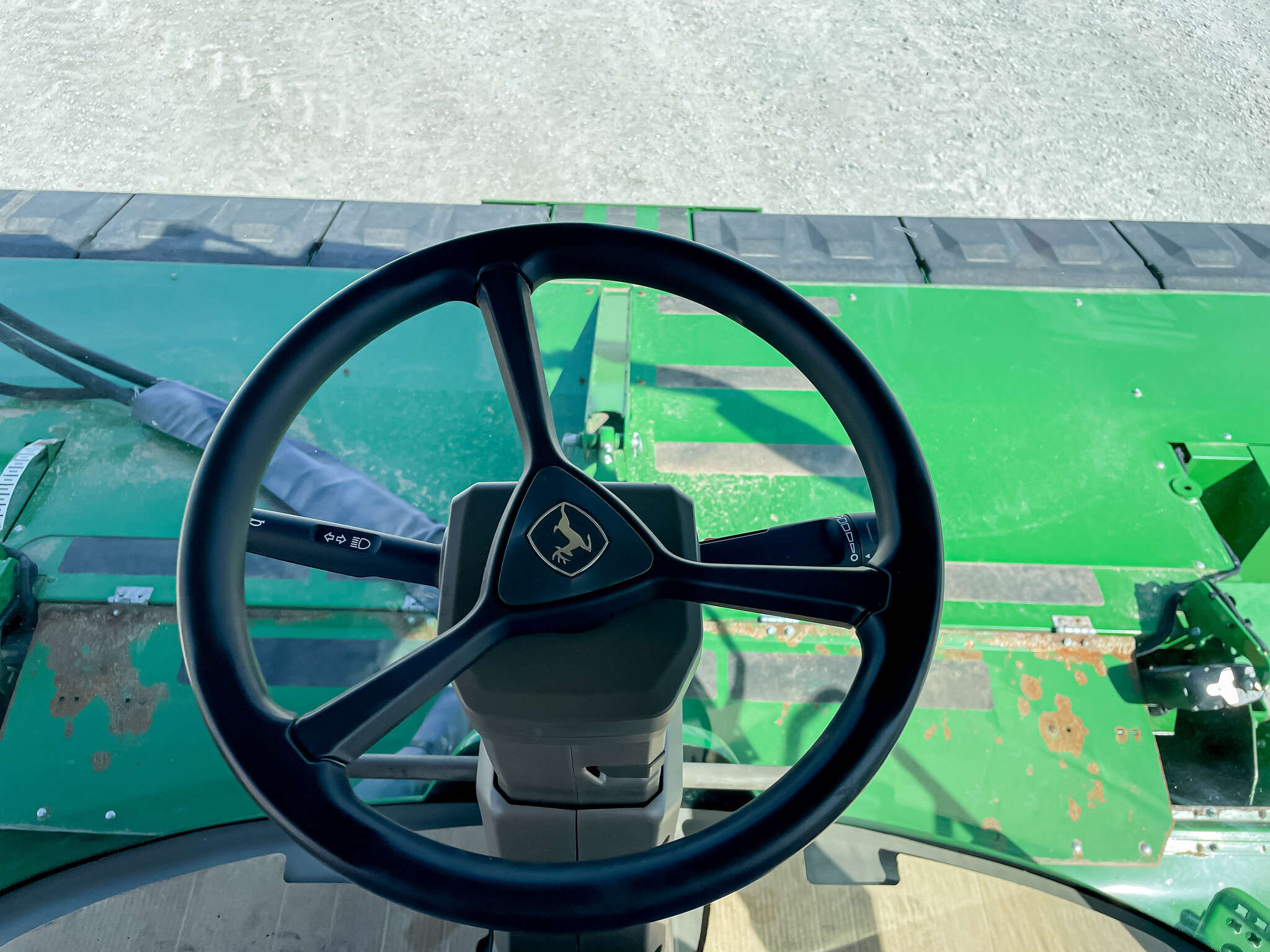  2024 John Deere W235R at LandMark in Fairfield, NE