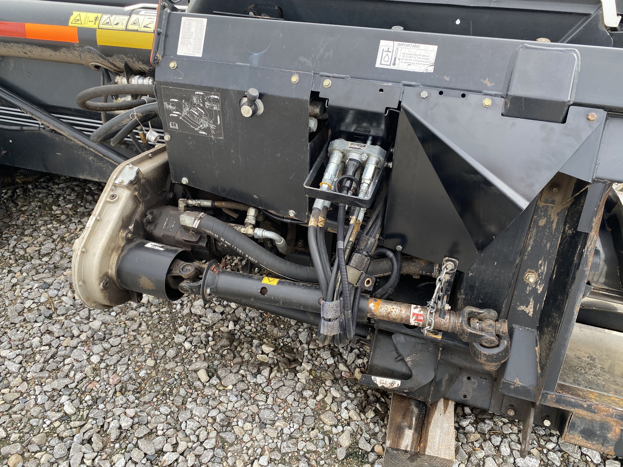  2014 MACDON FD75-40 at LandMark in Hebron, NE