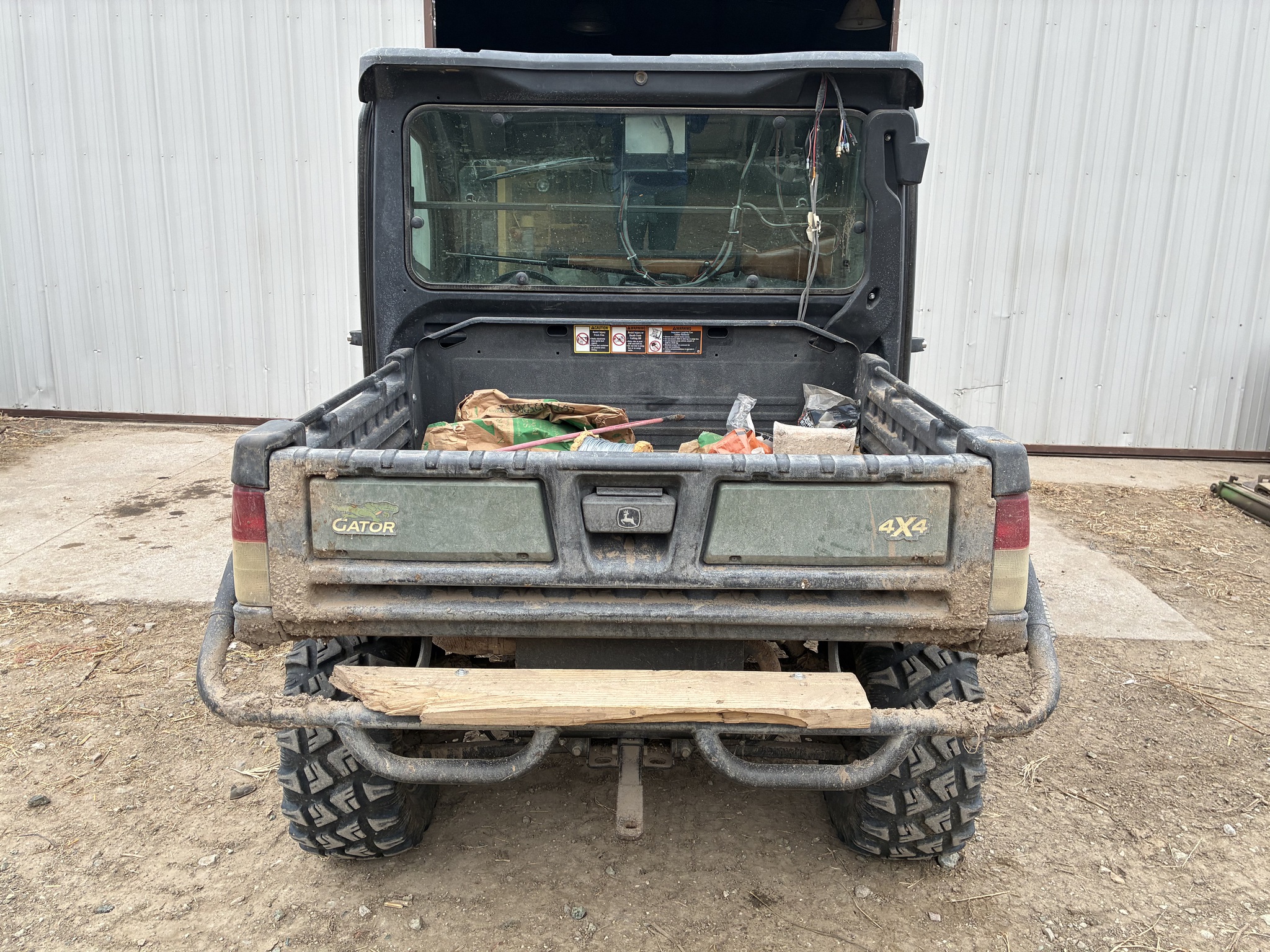  2019 John Deere XUV 835M at LandMark in Hastings, NE