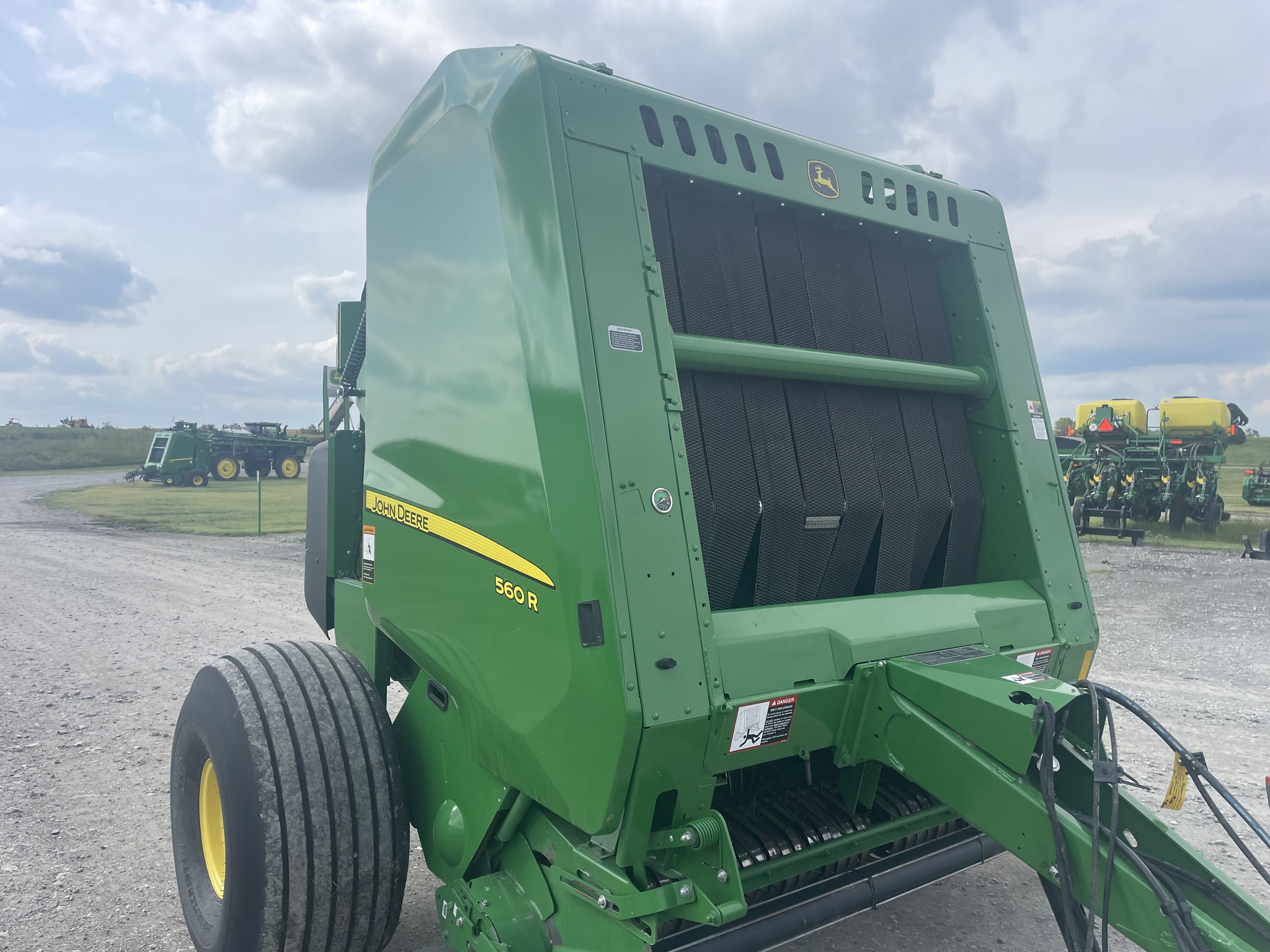  2022 John Deere 560R at LandMark in Marysville, KS