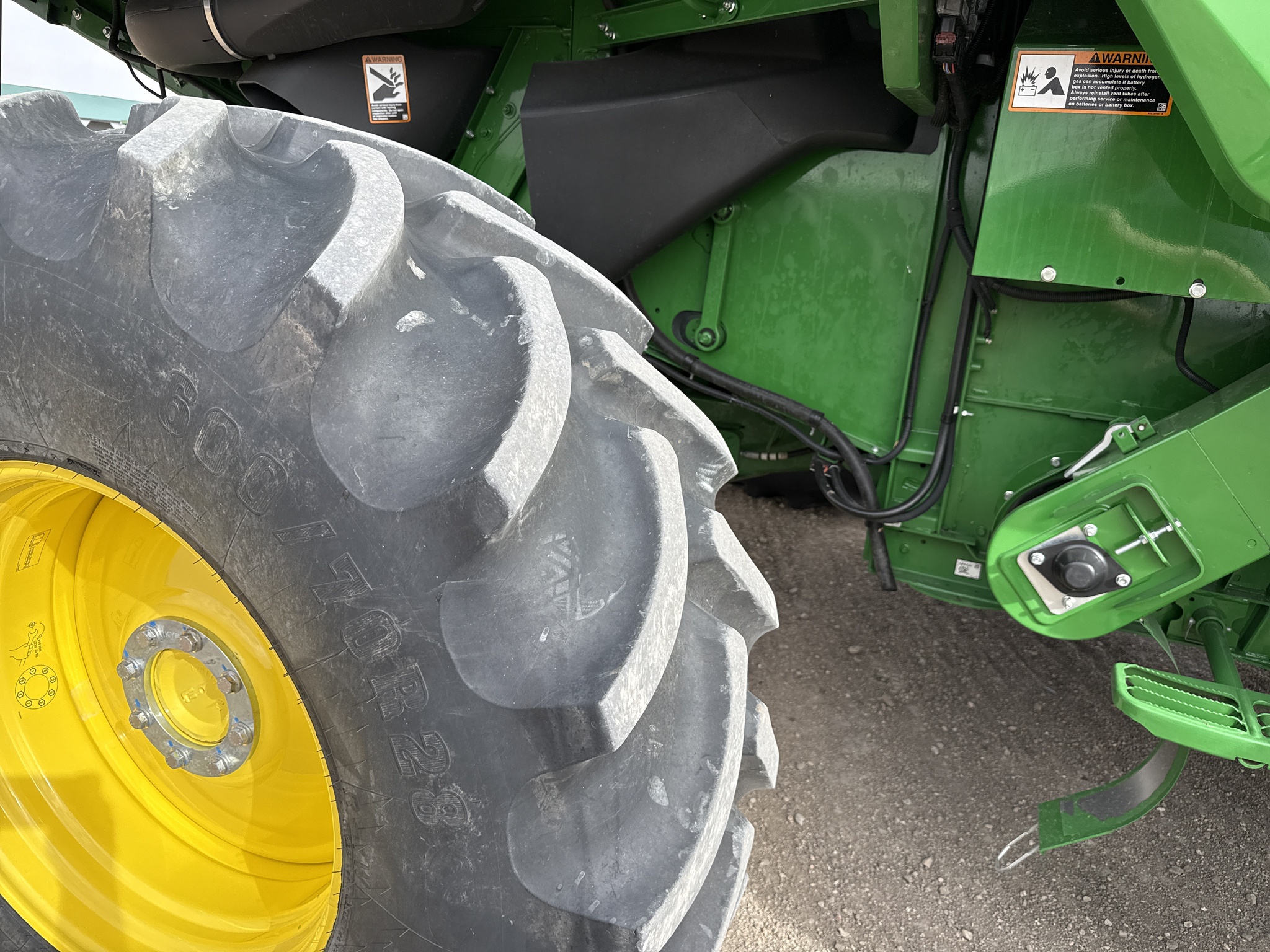  2025 John Deere S7 600 at LandMark in Lexington, NE