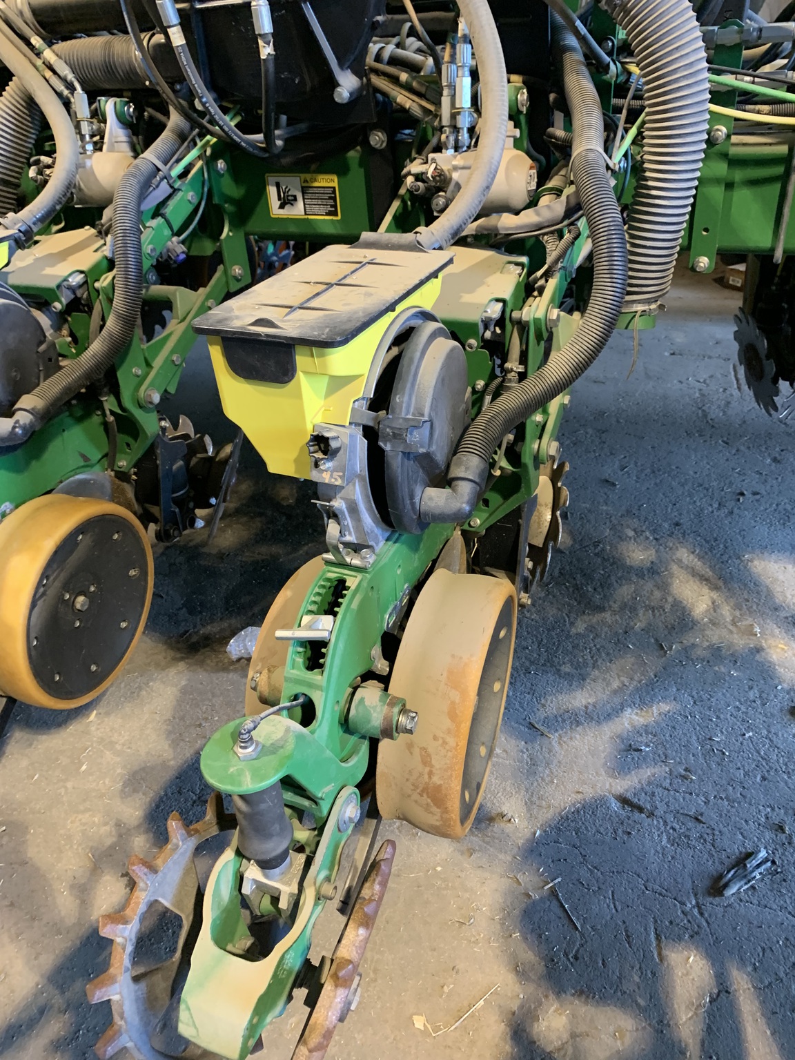  2018 John Deere 1775NT at LandMark in Arapahoe, NE