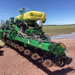  2022 John Deere 1725 CCS at LandMark in Minden, NE