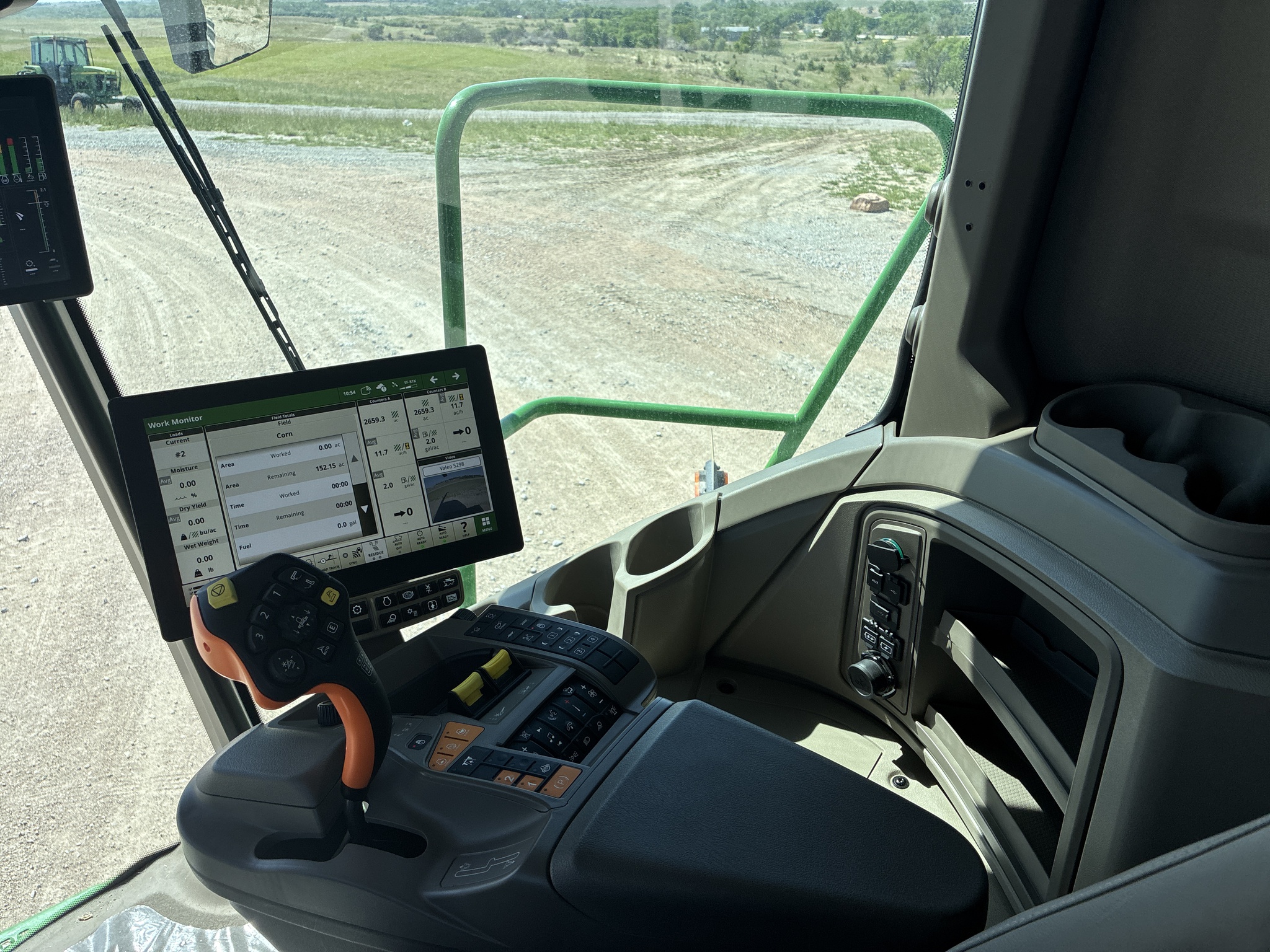  2025 John Deere S7 800 at LandMark in Hebron, NE