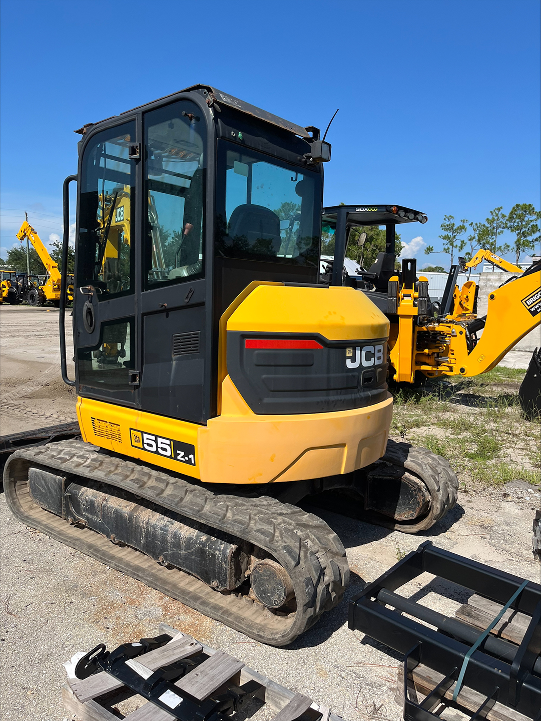 Used  JCB 55Z-1 at Briggs Equipment in 