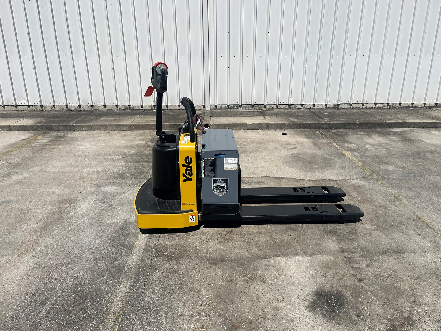 Used 2015 Yale MPE060LFN24T2748 at Briggs Equipment in New Orleans, LA