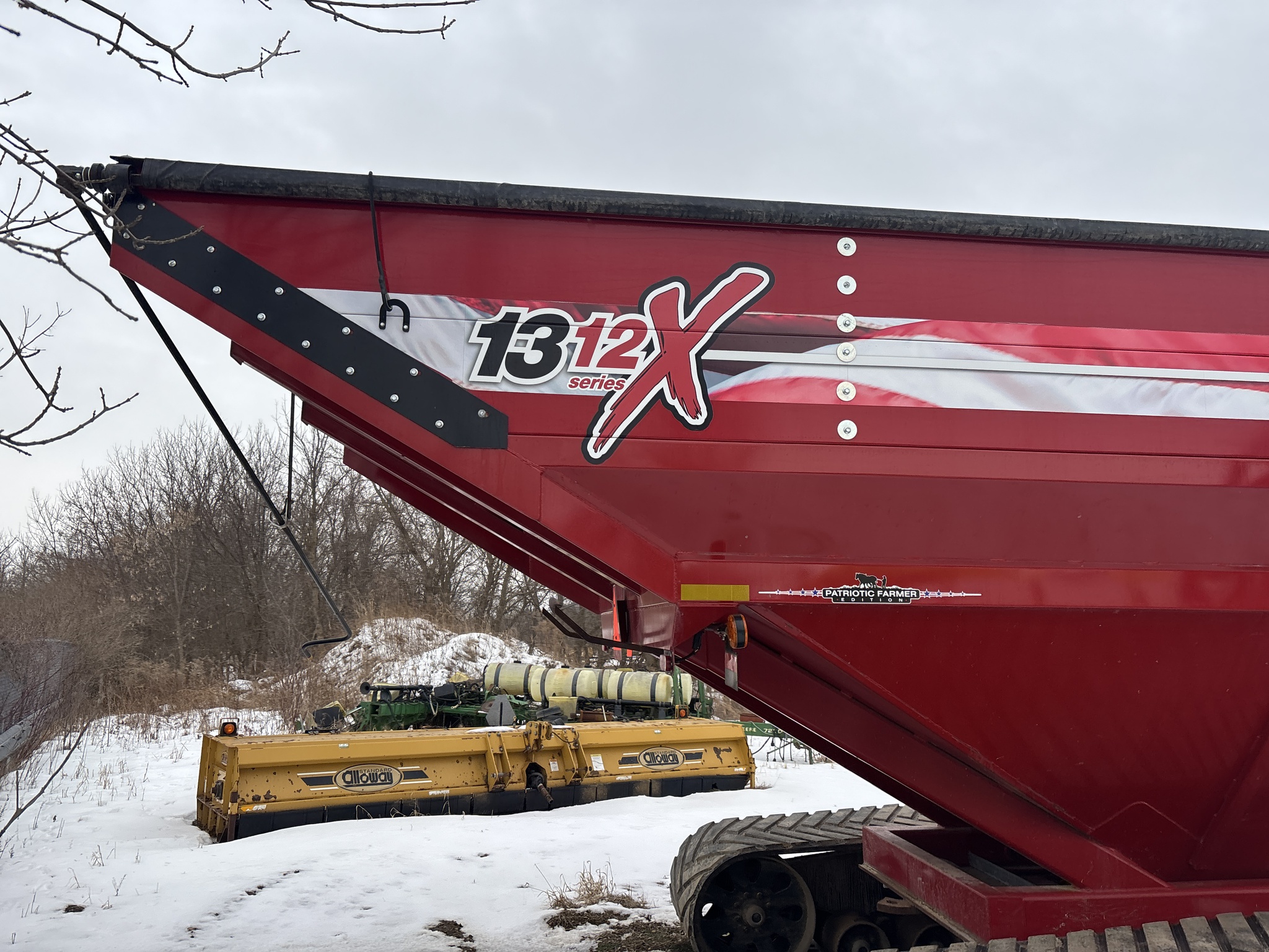 On Lot  J&m 1312-20T at Tri County Equipment Marlette, MI