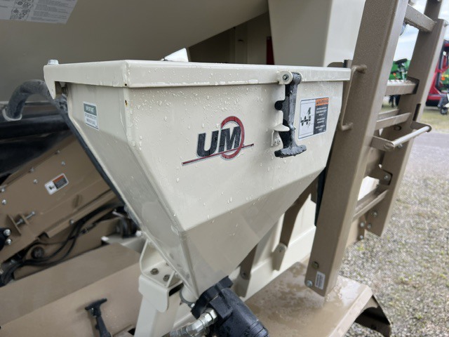 On Lot 2021 Unverferth 3955XL at Tri County Equipment Caro, MI