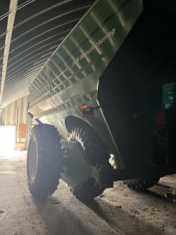  2010 UNVERFERTH 1150-20D at LandMark in Gothenburg, NE