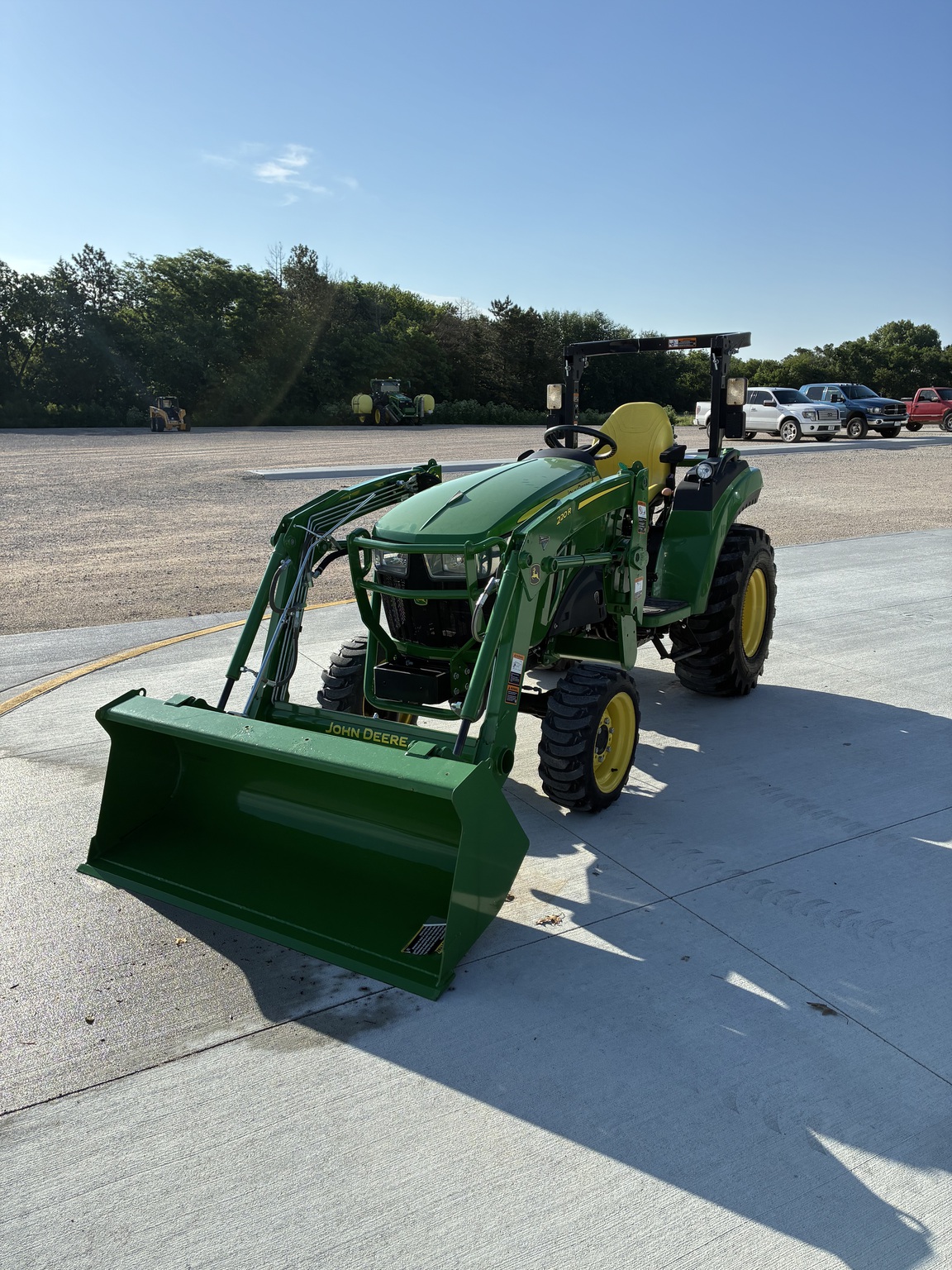  2022 John Deere 2032R at LandMark in Hastings, NE