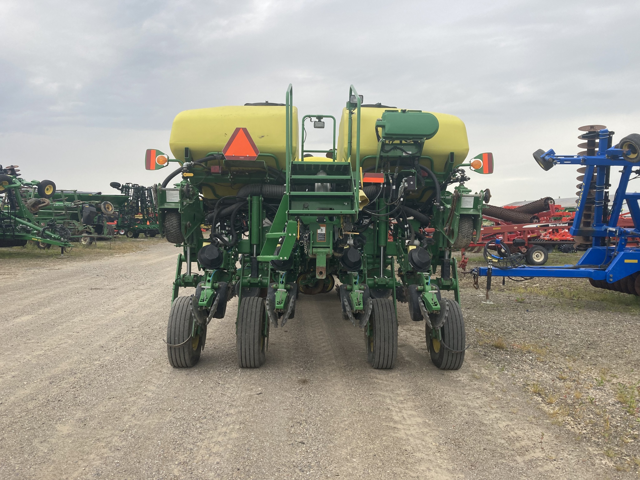 On Lot 2015 John Deere 1775NT at Tri County Equipment Sandusky, MI