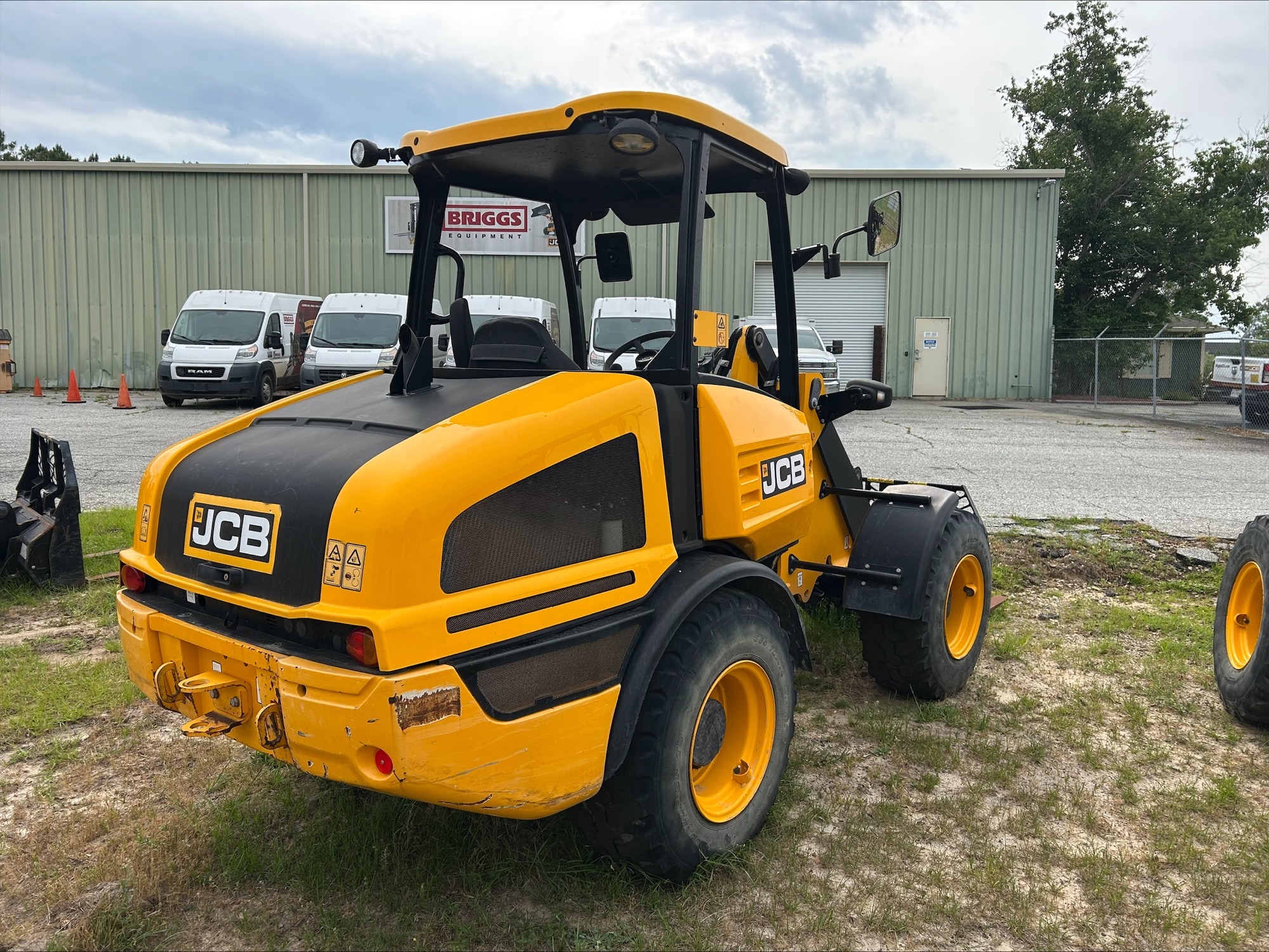  2023 JCB 407 T4 at Briggs JCB Tifton, GA