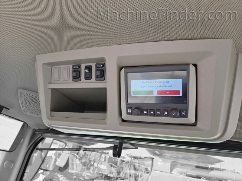  2024 John Deere 8R 370 at LandMark in Gothenburg, NE