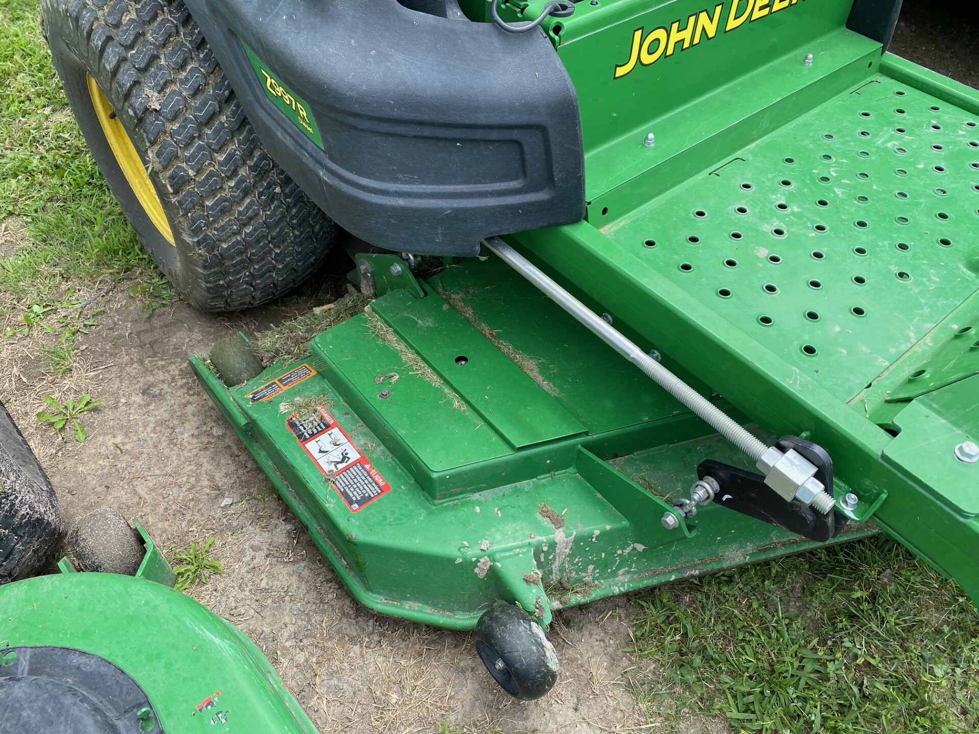  2019 John Deere Z997R at LandMark in Kearney, NE