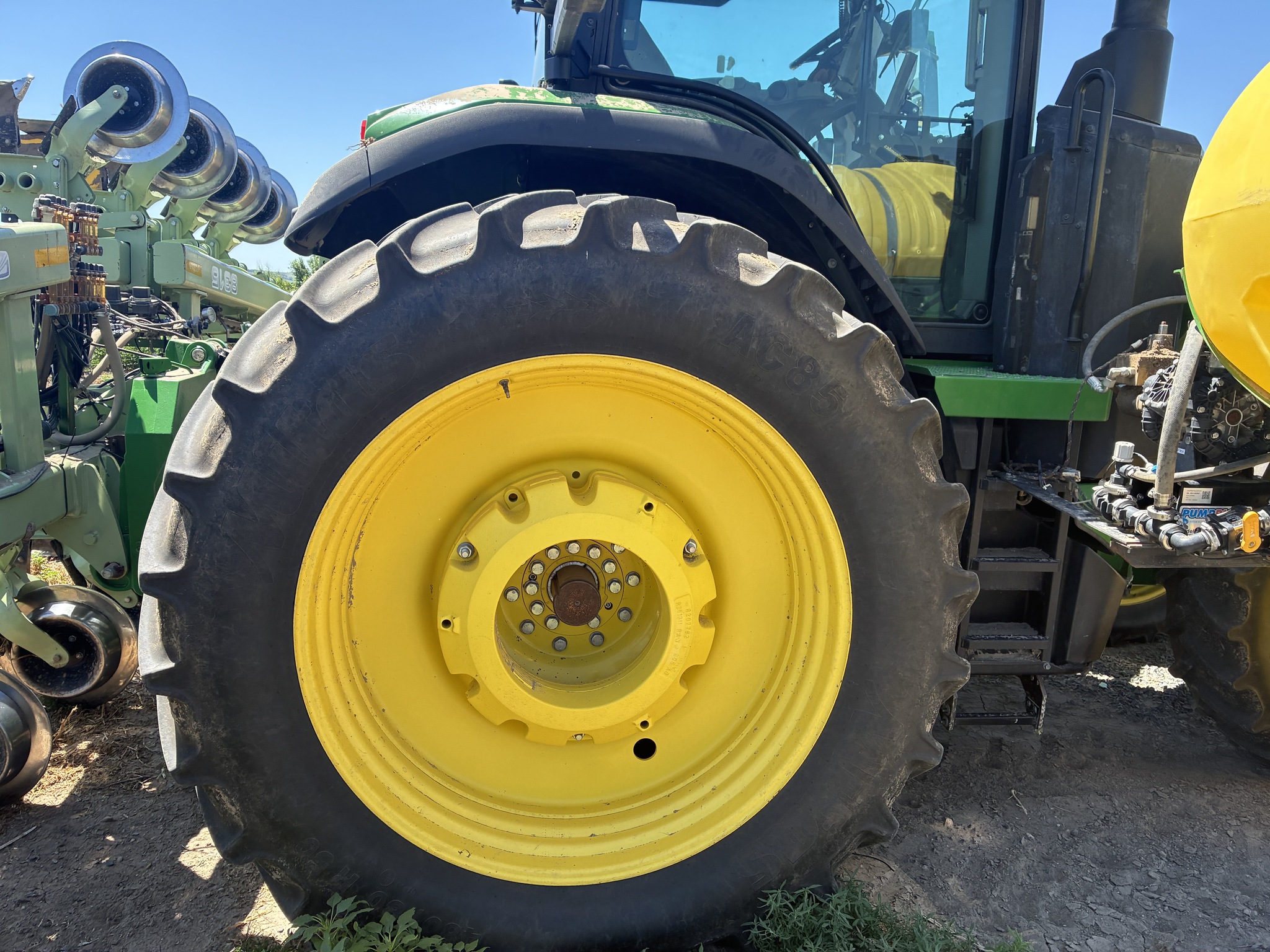  2022 John Deere 8R 310 at LandMark in Gothenburg, NE