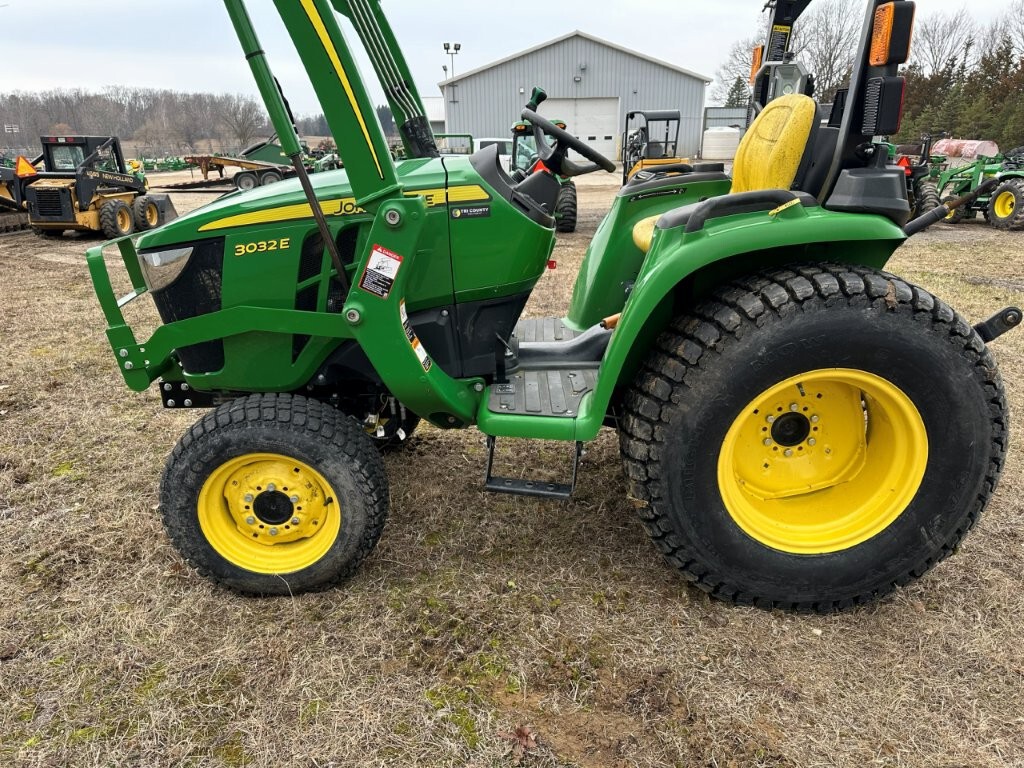 On Lot  John Deere 3032E at Tri County Equipment Lapeer, MI