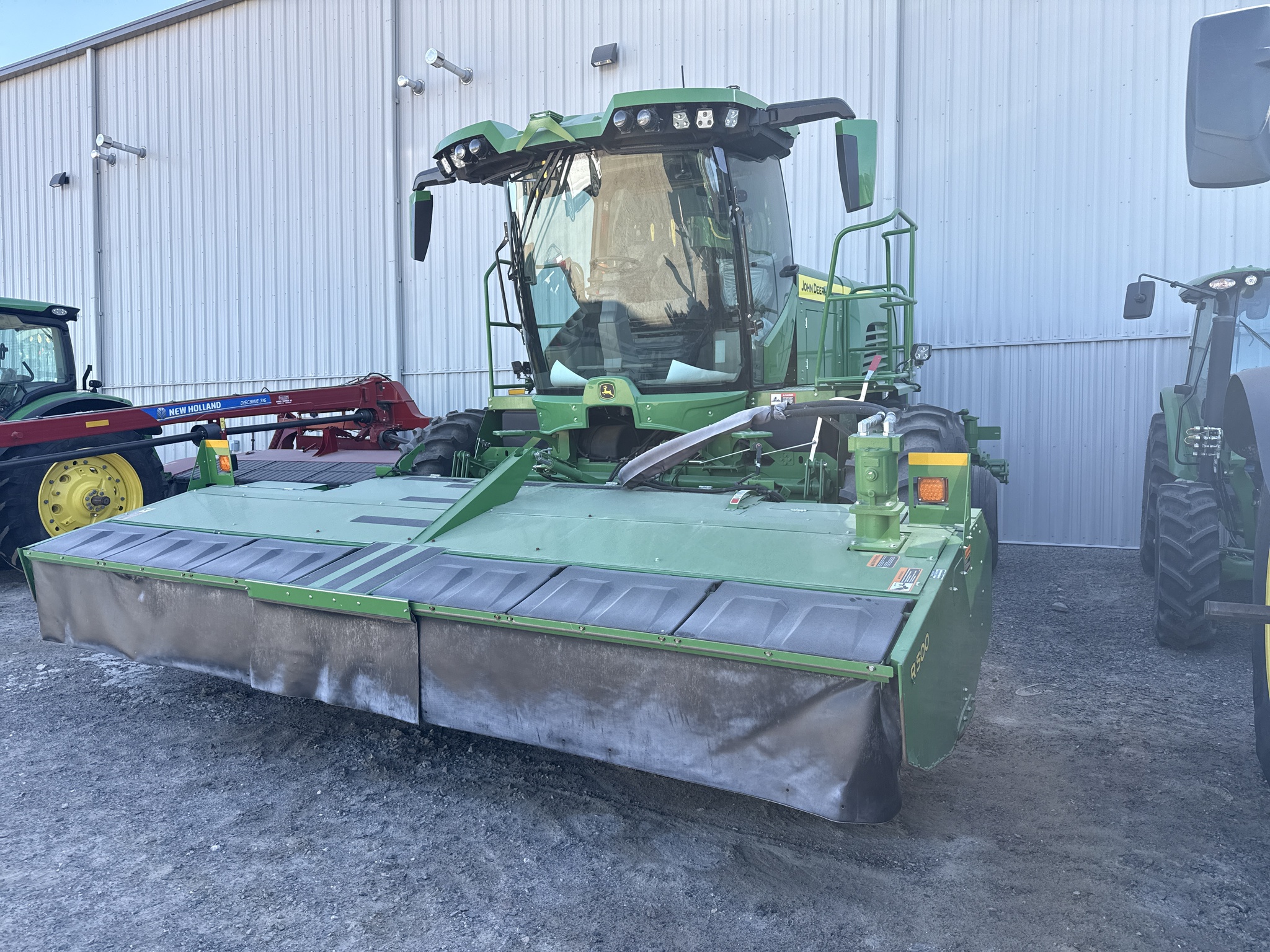 2024 John Deere W235R at LandMark in Gothenburg, NE