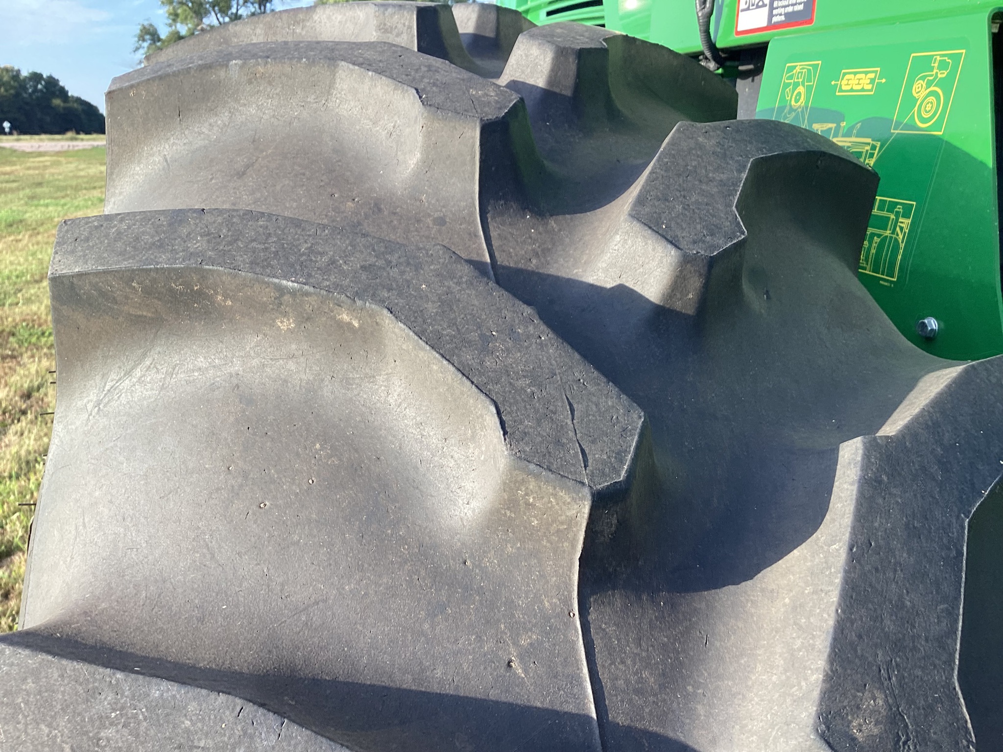  2024 John Deere W235R at LandMark in Minden, NE