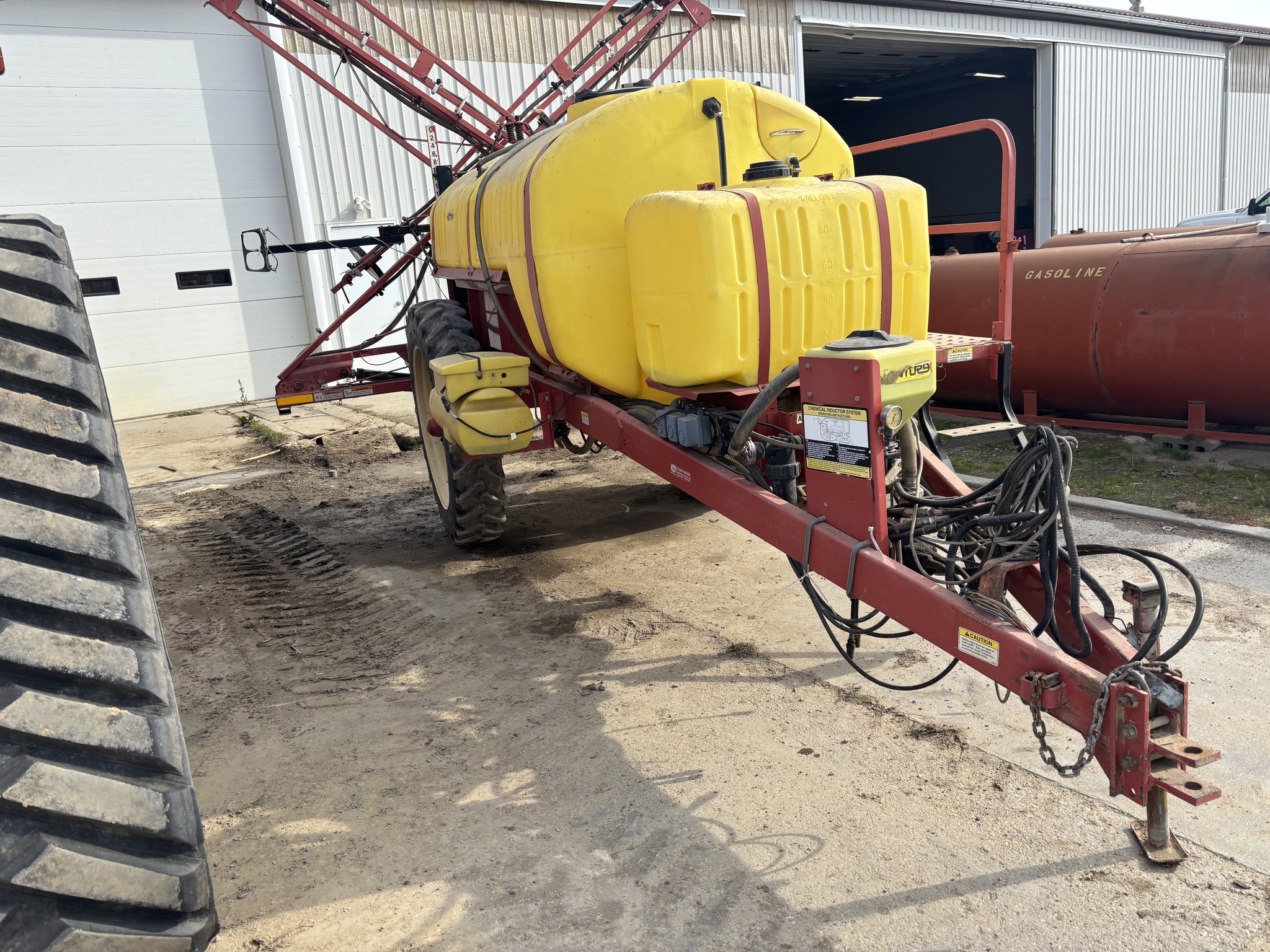 On Lot 2006 Century HD1000 at Tri County Equipment Sandusky, MI