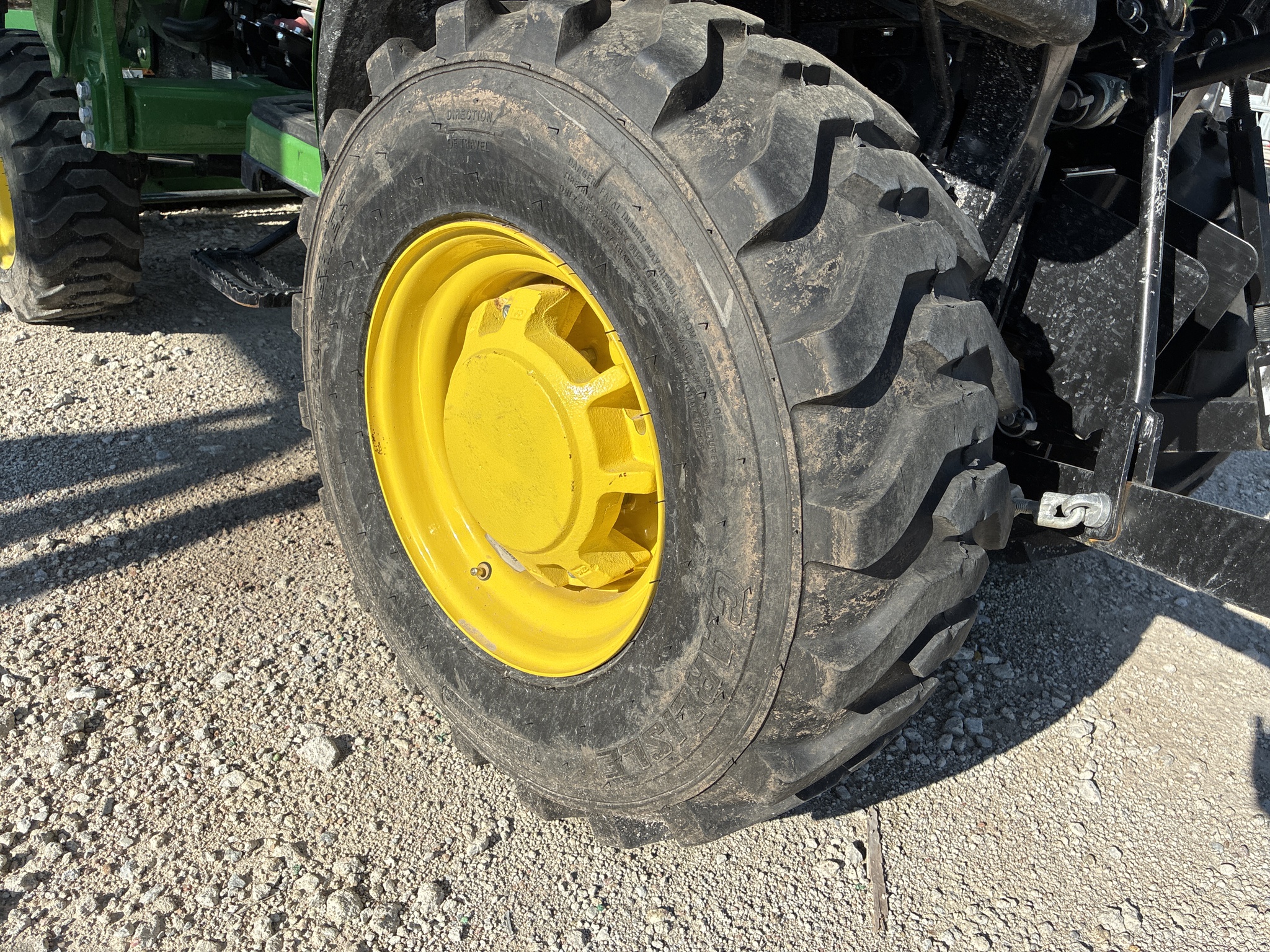  2020 John Deere 2025R at LandMark in Hastings, NE
