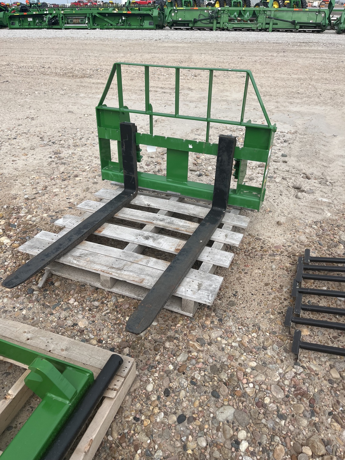  2023 Frontier AP12D at LandMark in Beatrice, NE