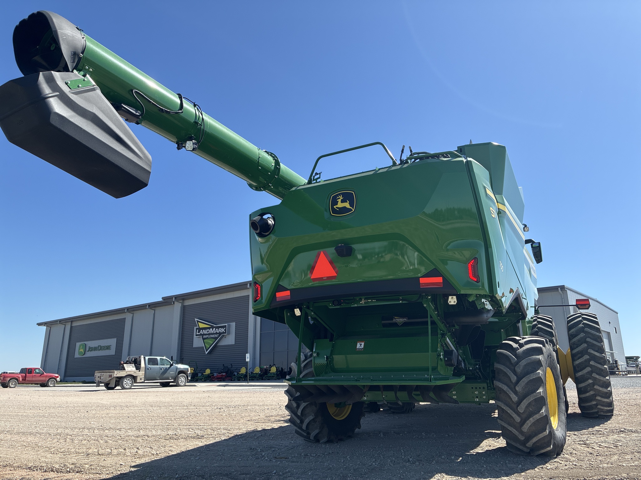  2025 John Deere S7 700 at LandMark in Hebron, NE