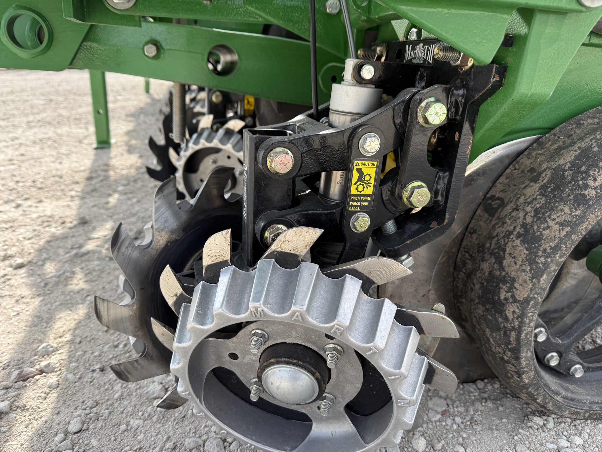  2025 John Deere 1725 at LandMark in Hastings, NE