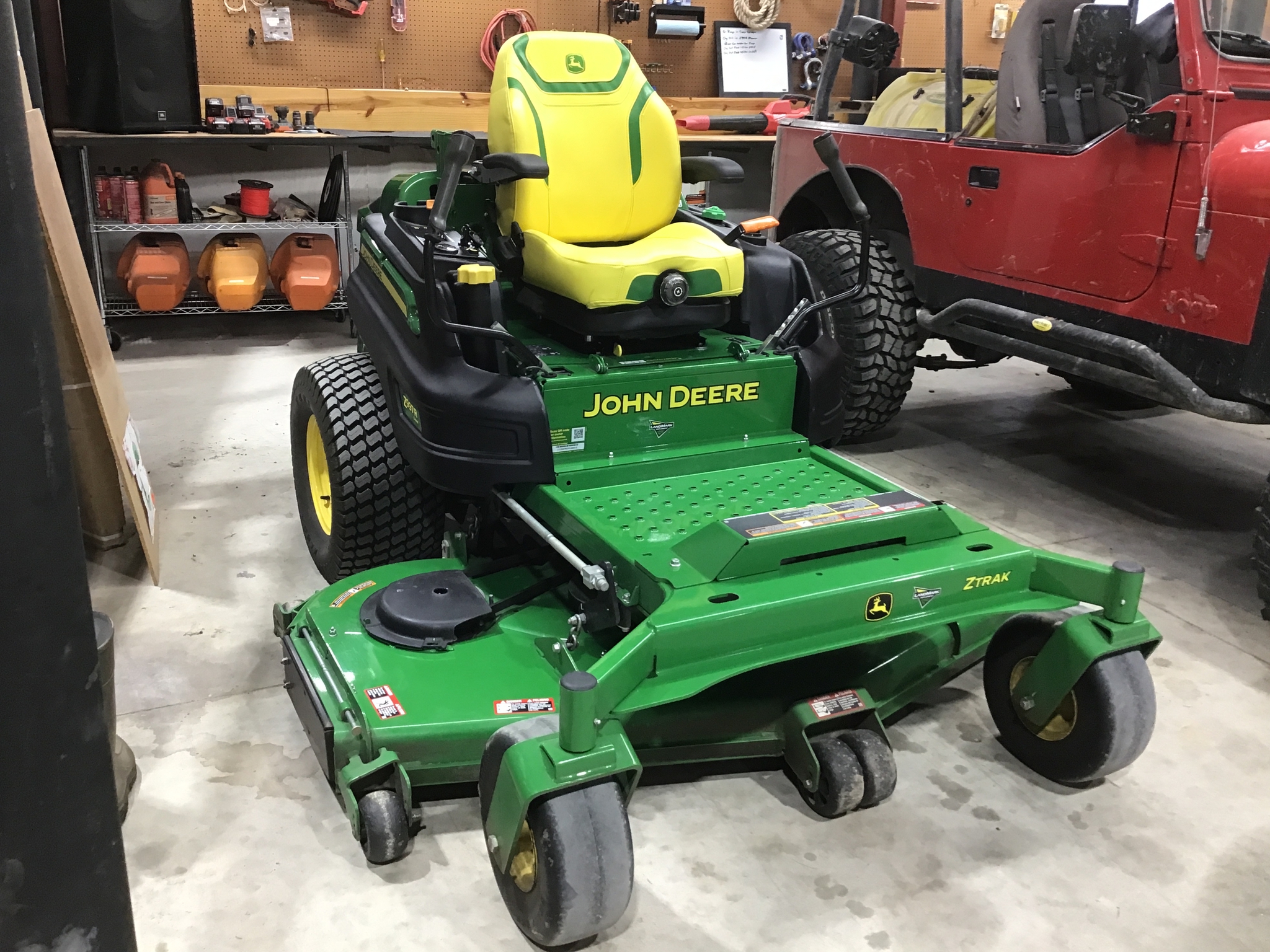  2023 John Deere Z997R at LandMark in Smith Center, KS