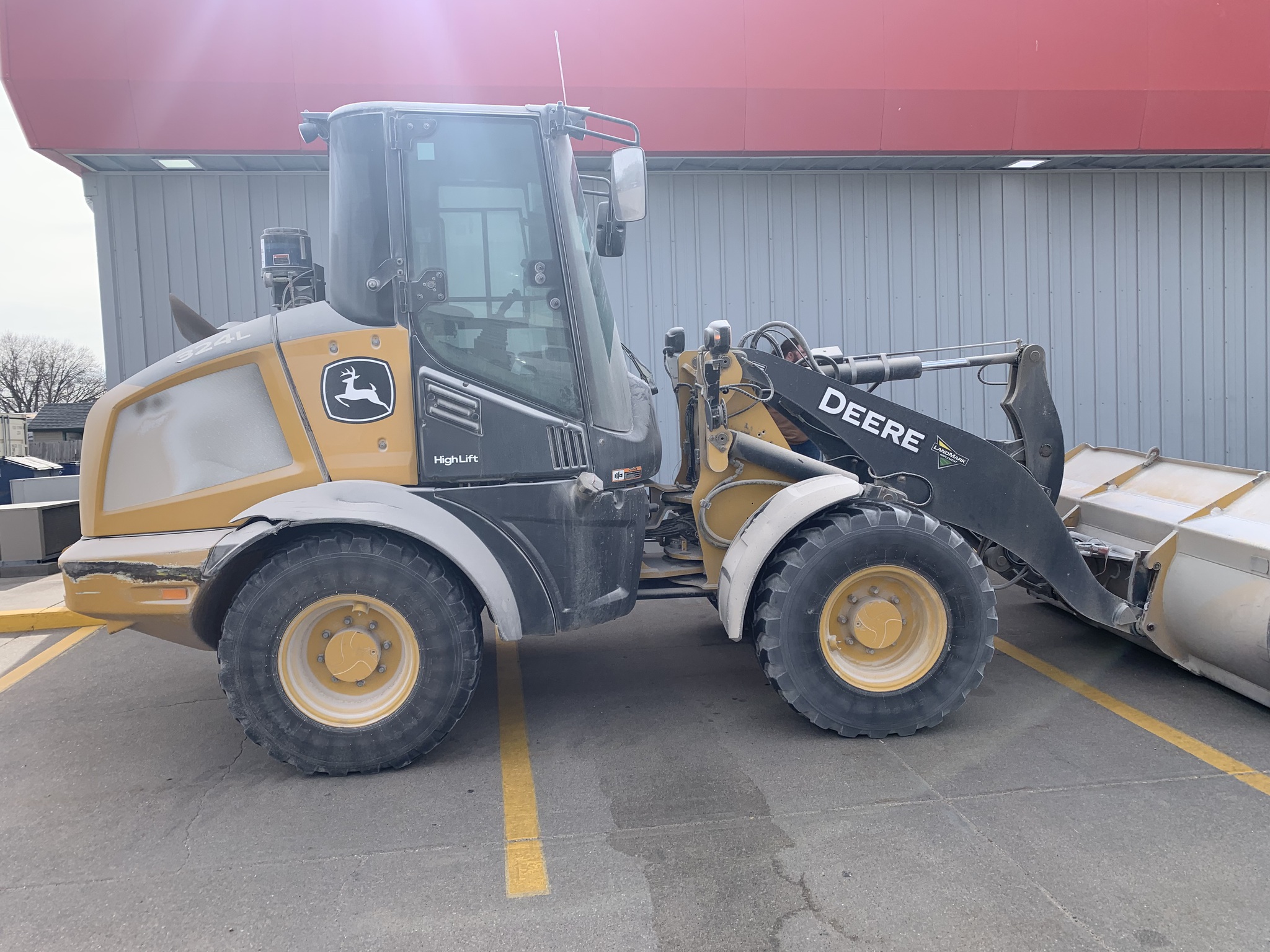  2022 John Deere 324L at LandMark in Gothenburg, NE