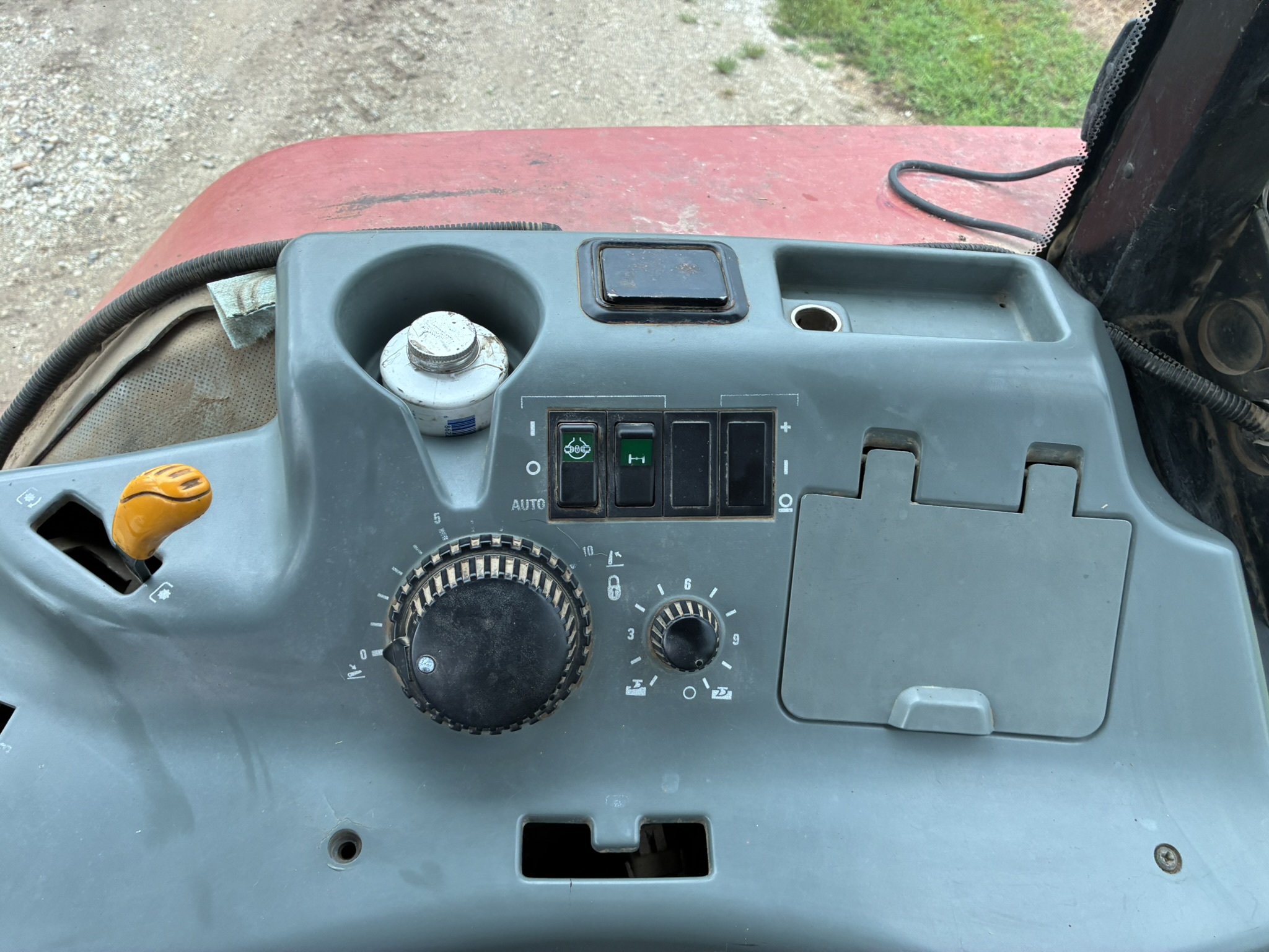  1998 Case Ih MX110 at LandMark in Marysville, KS