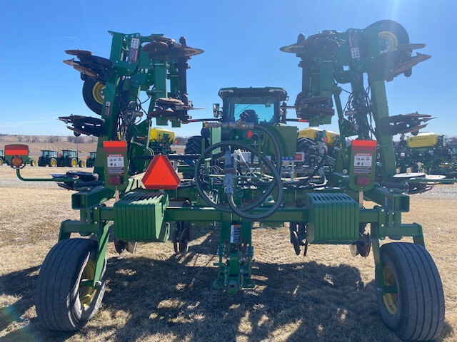  2019 John Deere 2510H at LandMark in Beatrice, NE