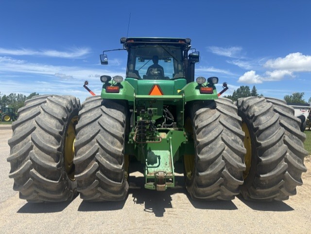 On Lot 2010 John Deere 9530 at Tri County Equipment Bad Axe, MI