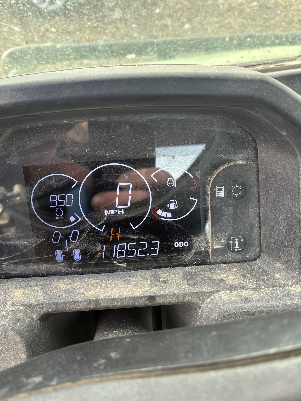  2023 John Deere XUV 835M at LandMark in Hastings, NE