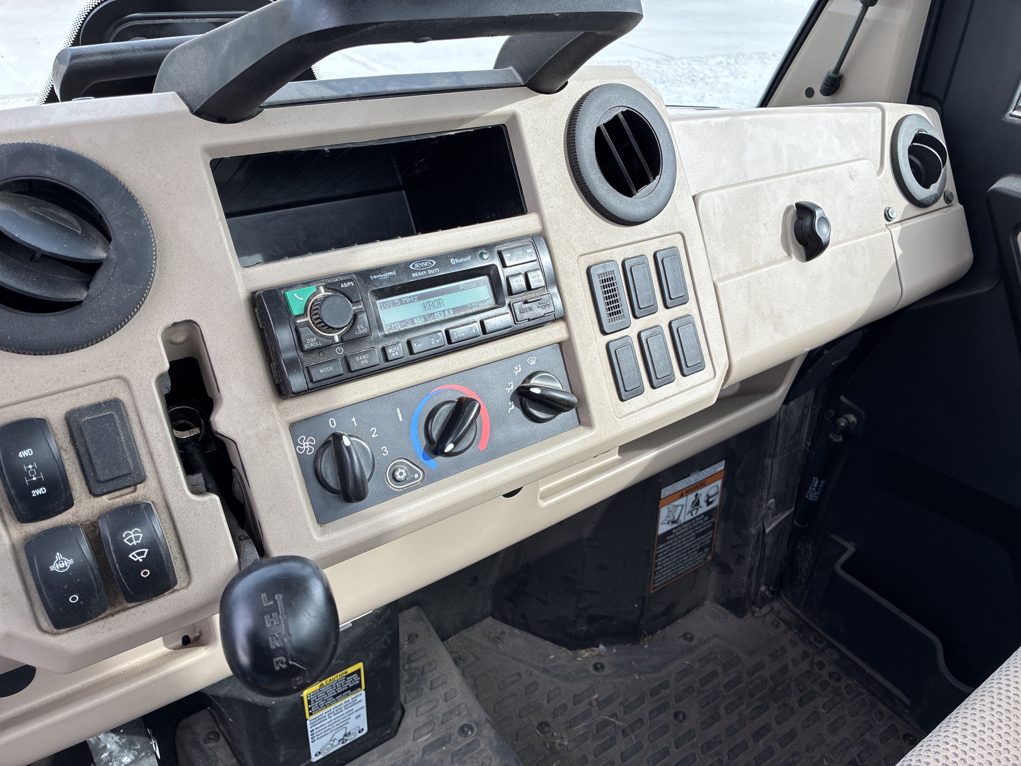  2021 John Deere XUV 835R at LandMark in Kearney, NE