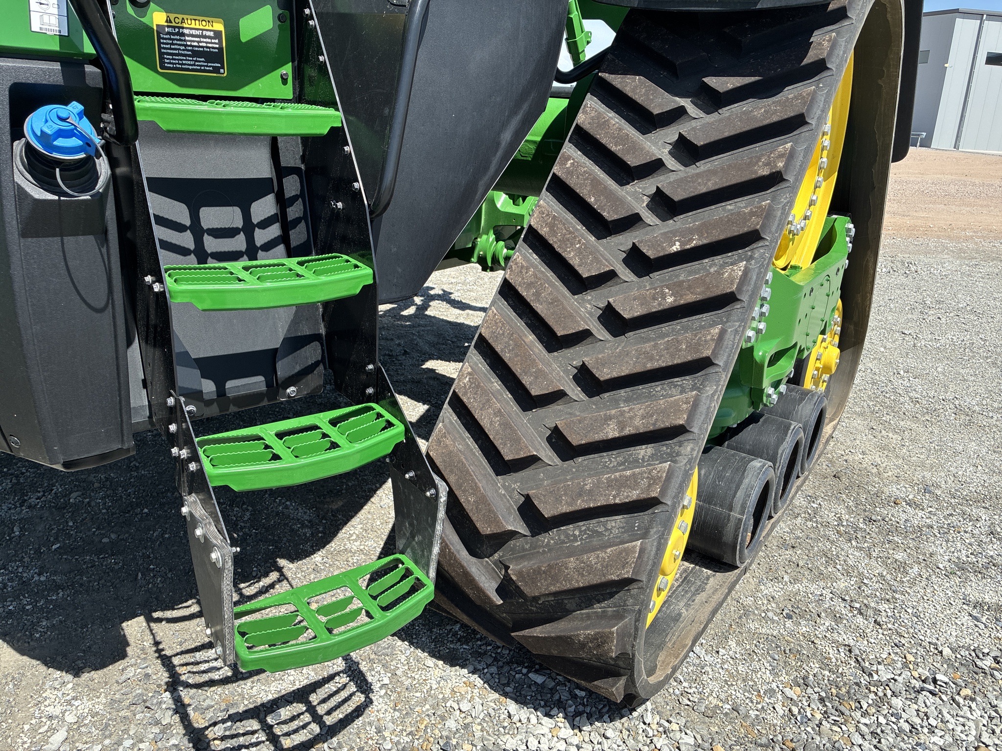  2023 John Deere 8RX 370 at LandMark in Hebron, NE