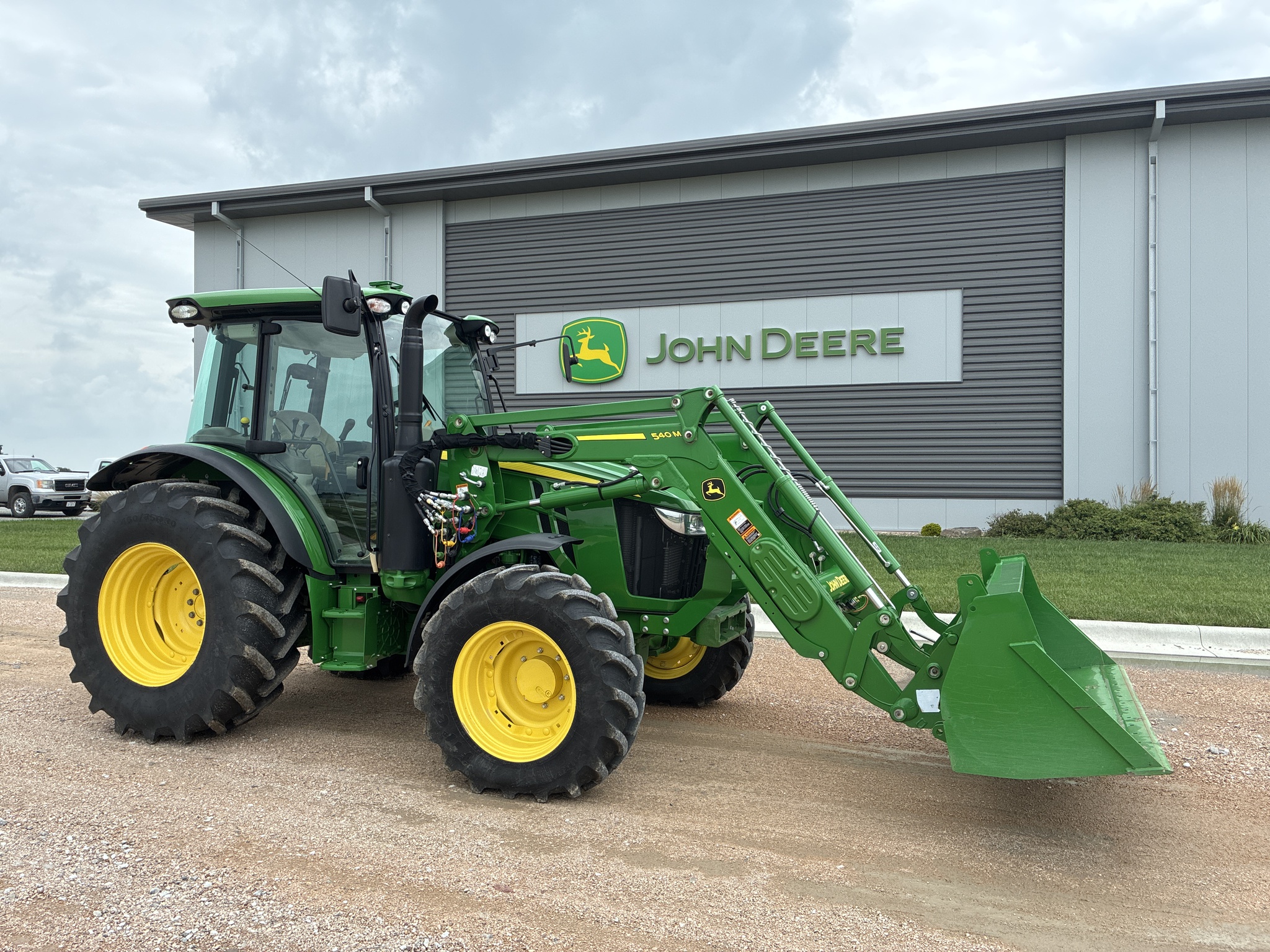  2023 John Deere 5090M at LandMark in Hebron, NE