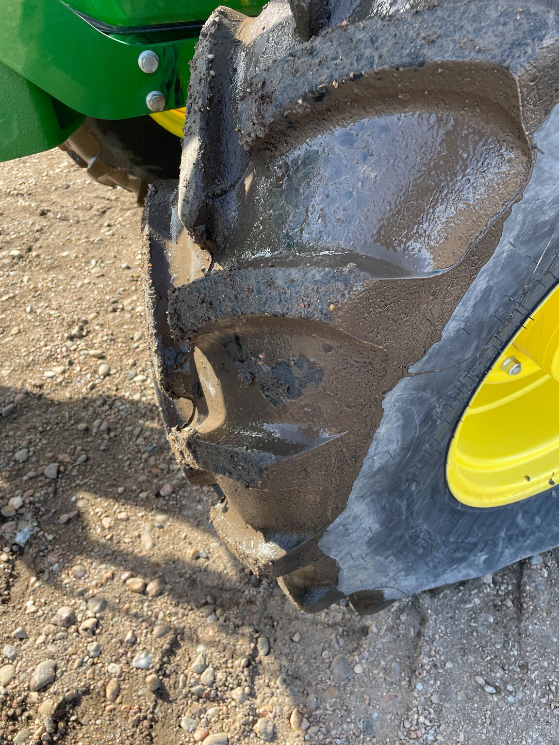  2022 John Deere 5090M at LandMark in Minden, NE