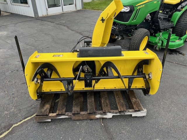 Pend Stk 2015 John Deere 2025R at Tri County Equipment Saginaw, MI
