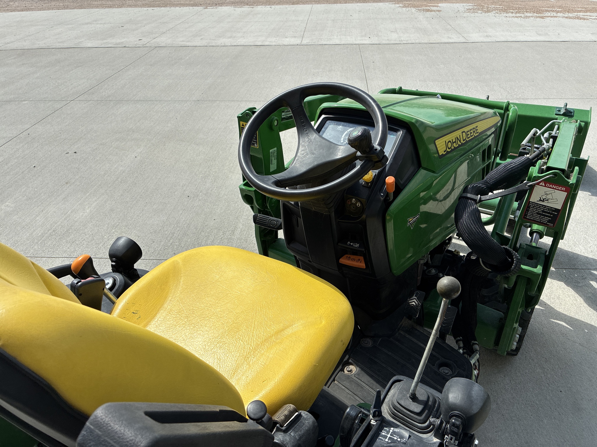  2015 John Deere 1025R at LandMark in Hebron, NE