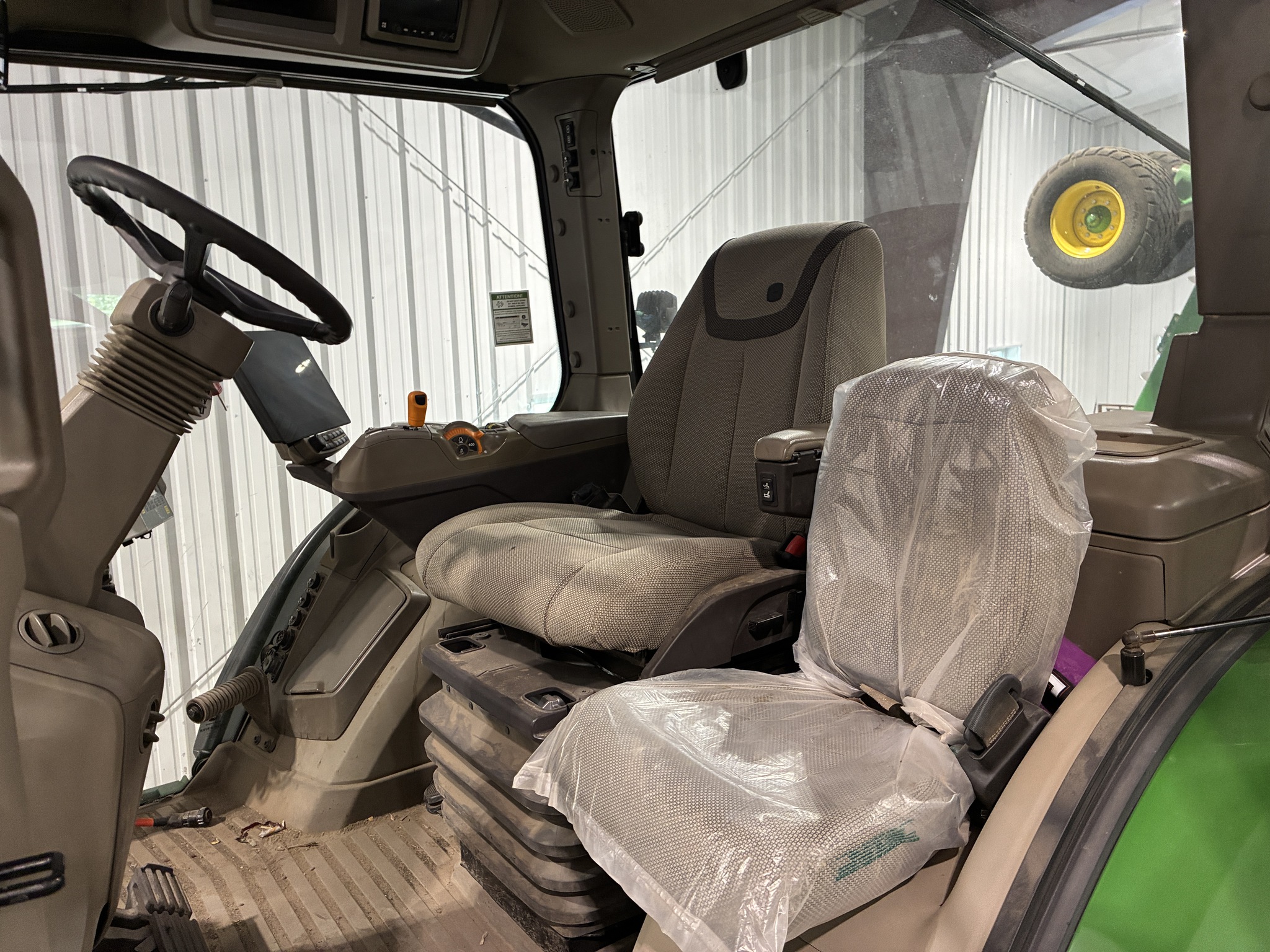  2025 John Deere 8R 370 at LandMark in Hebron, NE