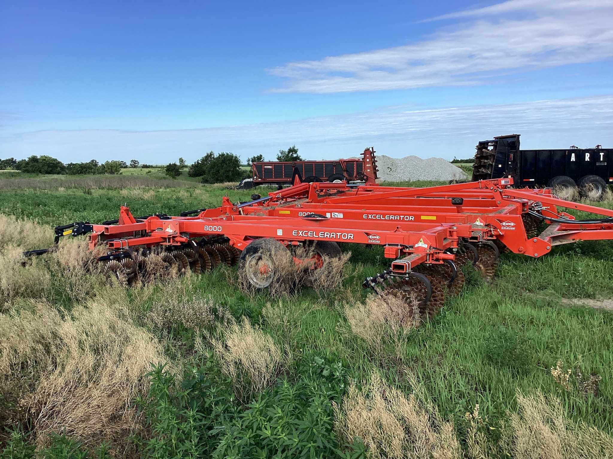  2013 Kuhn Krause 8000-30 at LandMark in Minden, NE