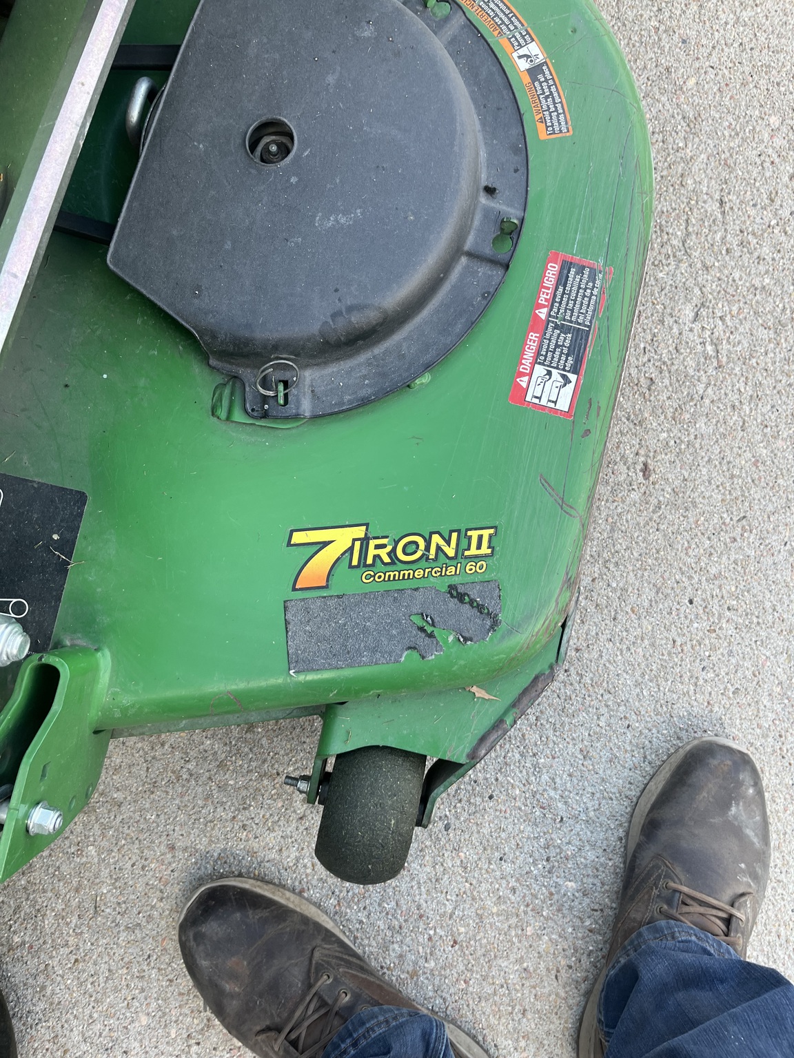  2015 John Deere Z915B at LandMark in Marysville, KS