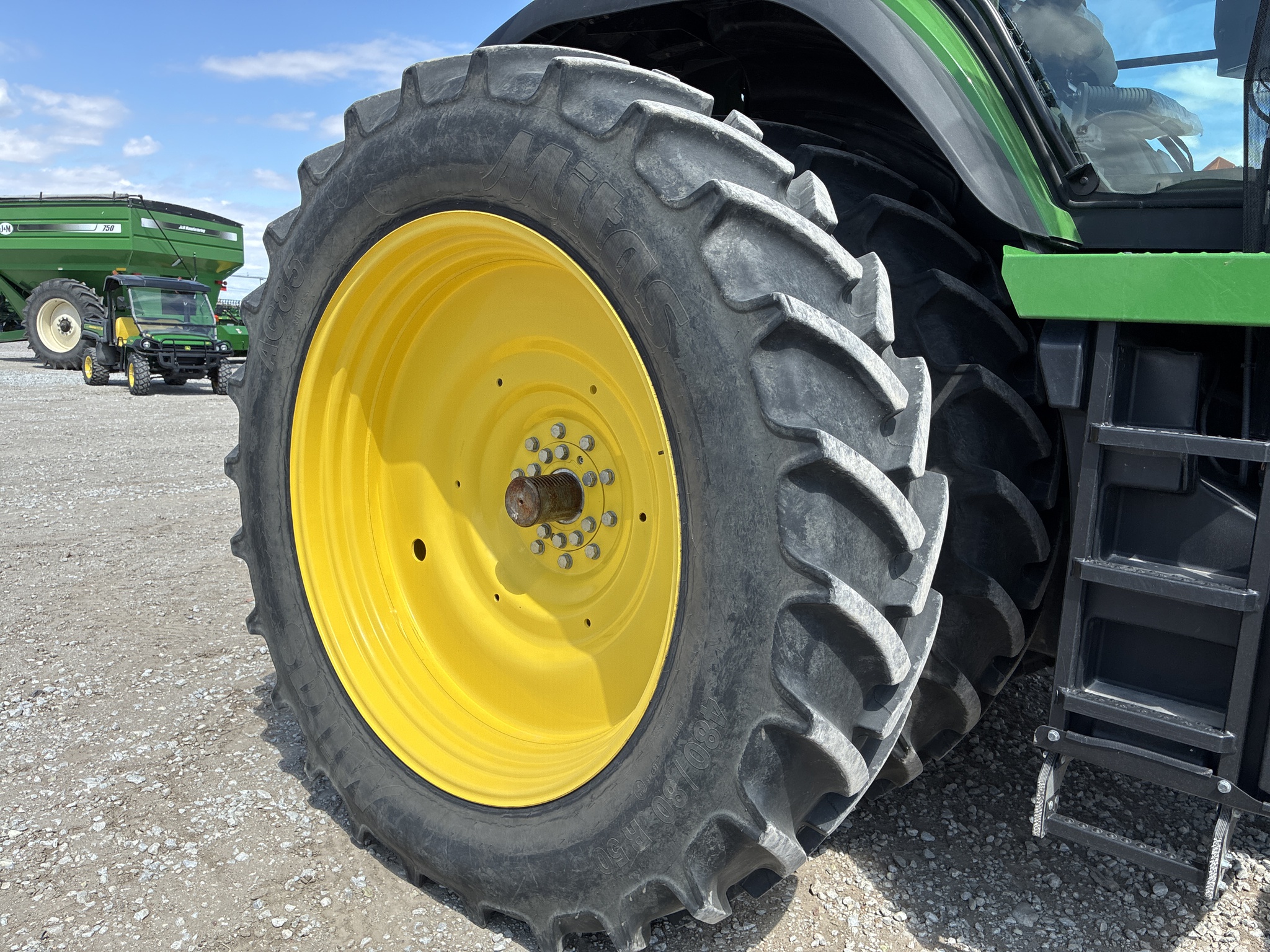  2024 John Deere 8R 310 at LandMark in Fairfield, NE