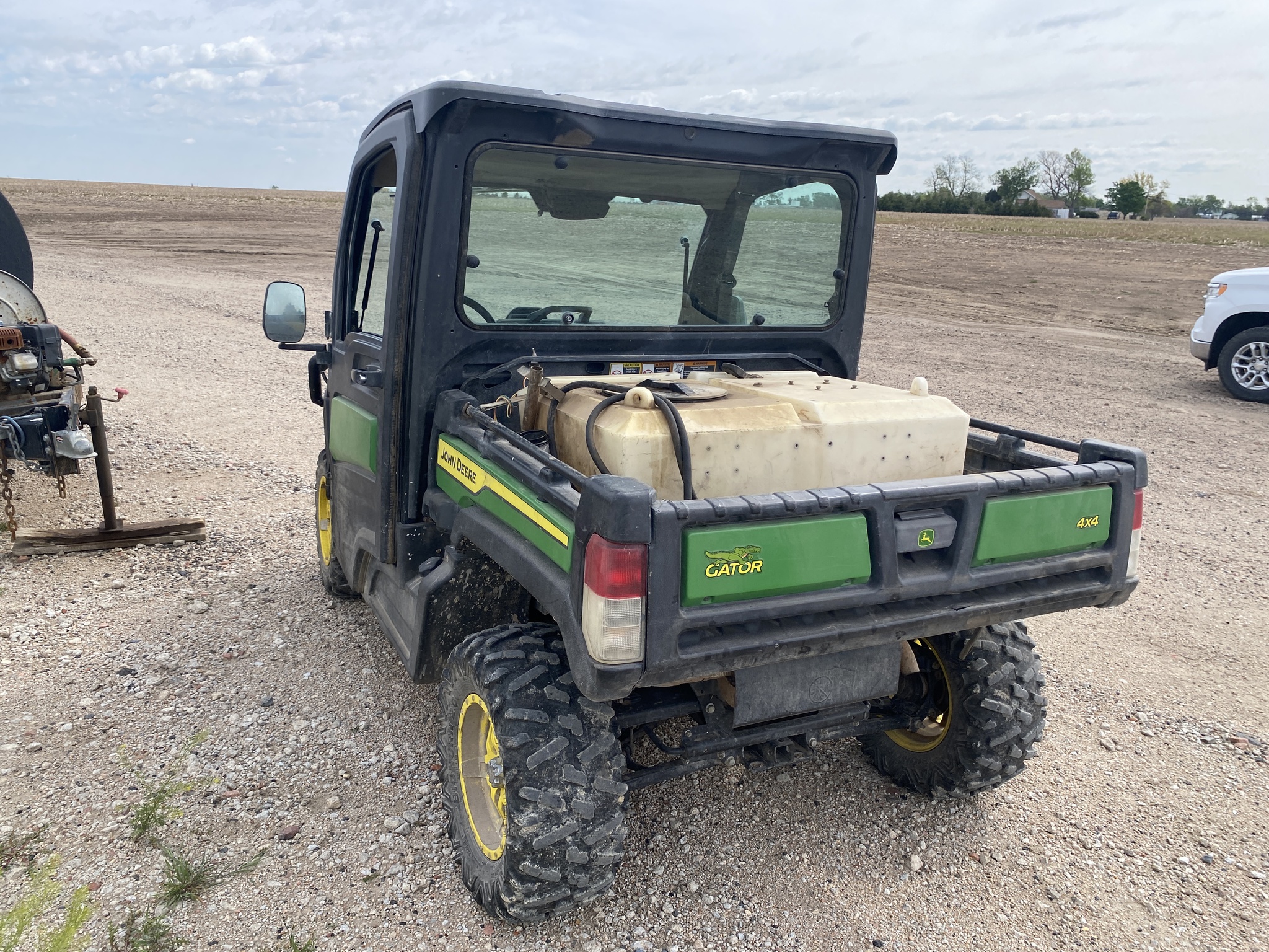  2022 John Deere XUV835M HVAC Cab at LandMark in Hebron, NE