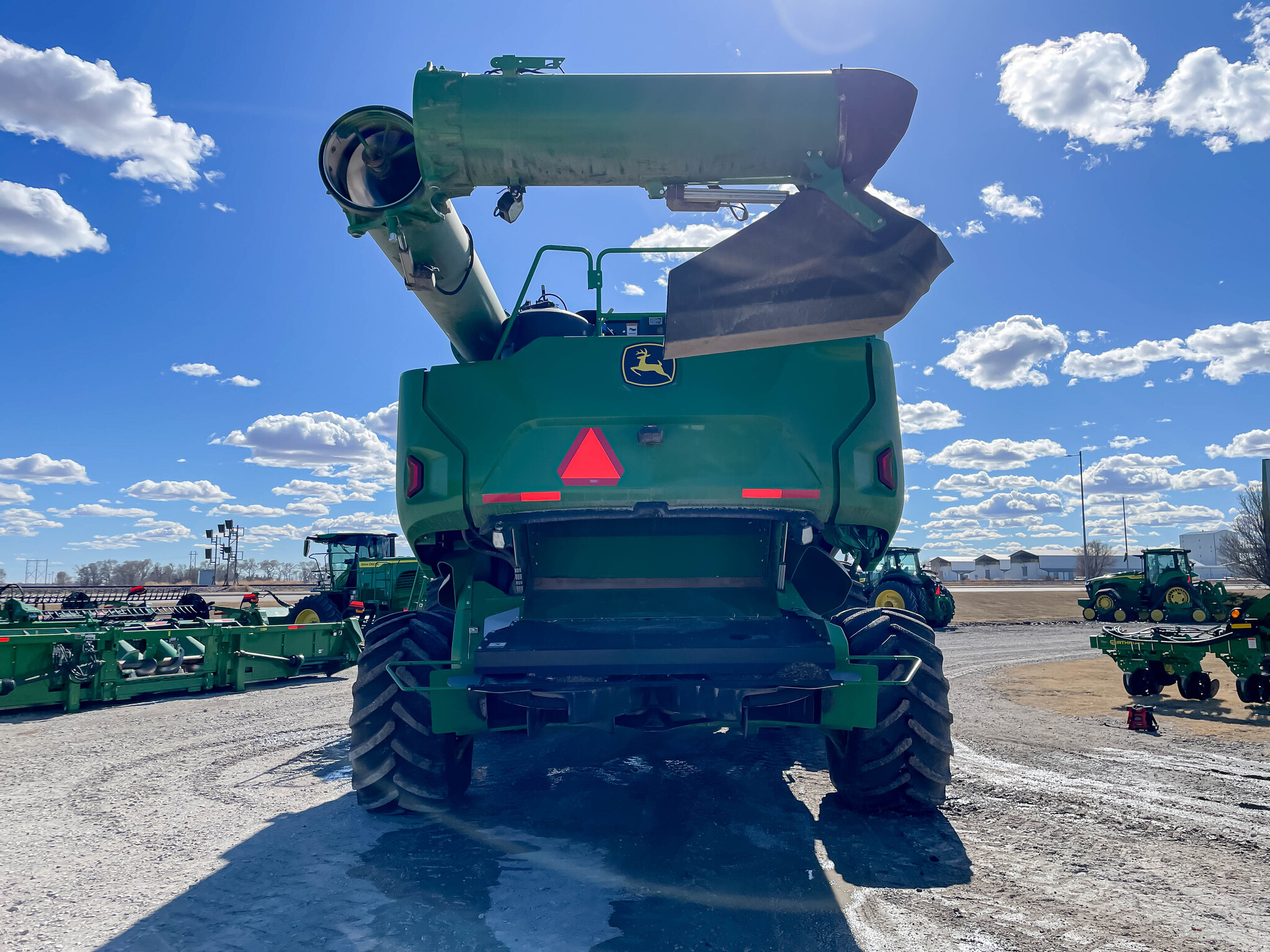  2024 John Deere X9 1000 at LandMark in Kearney, NE