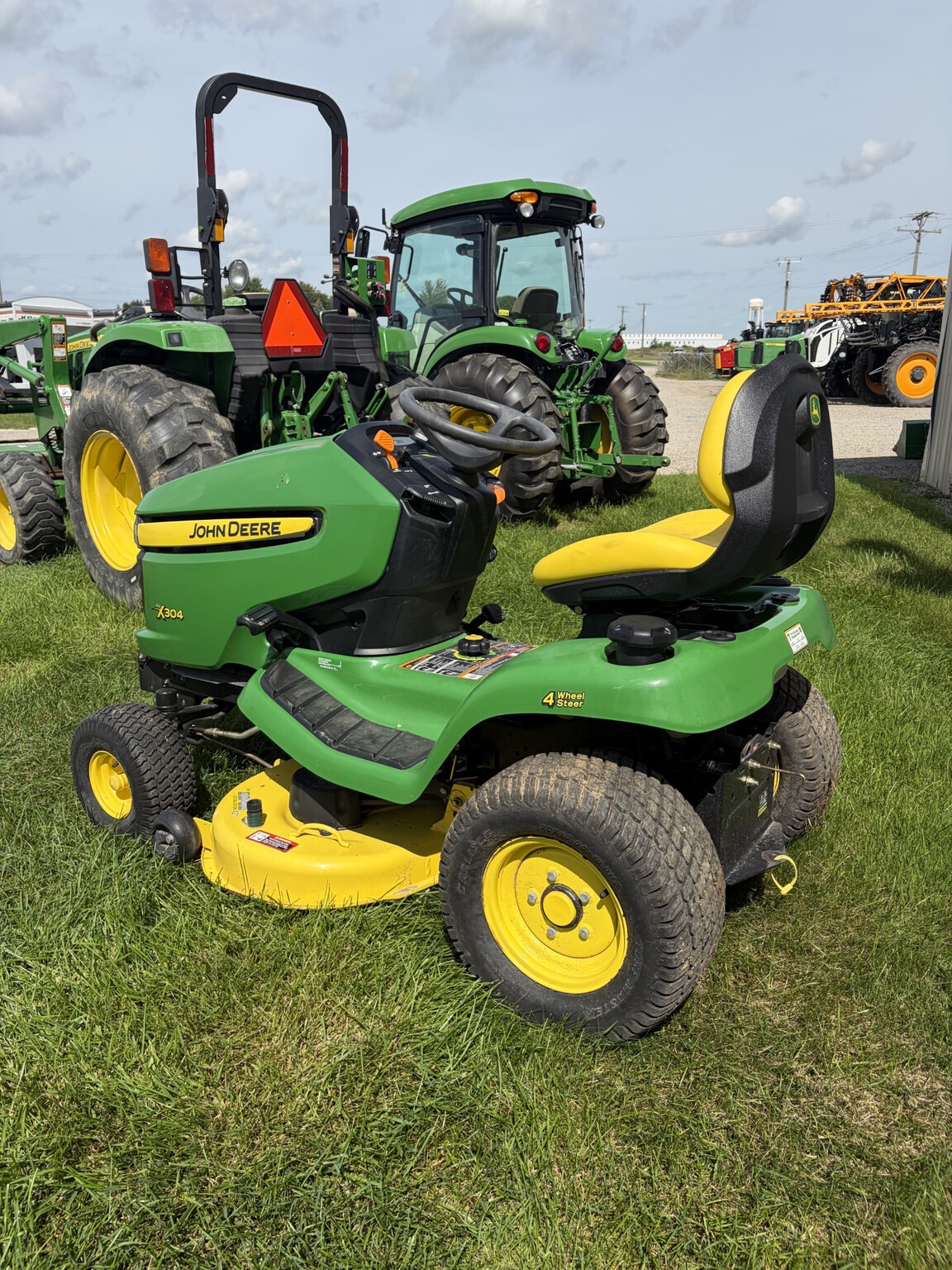 Used 2011 John Deere X304 at Tri County Equipment Marlette, MI