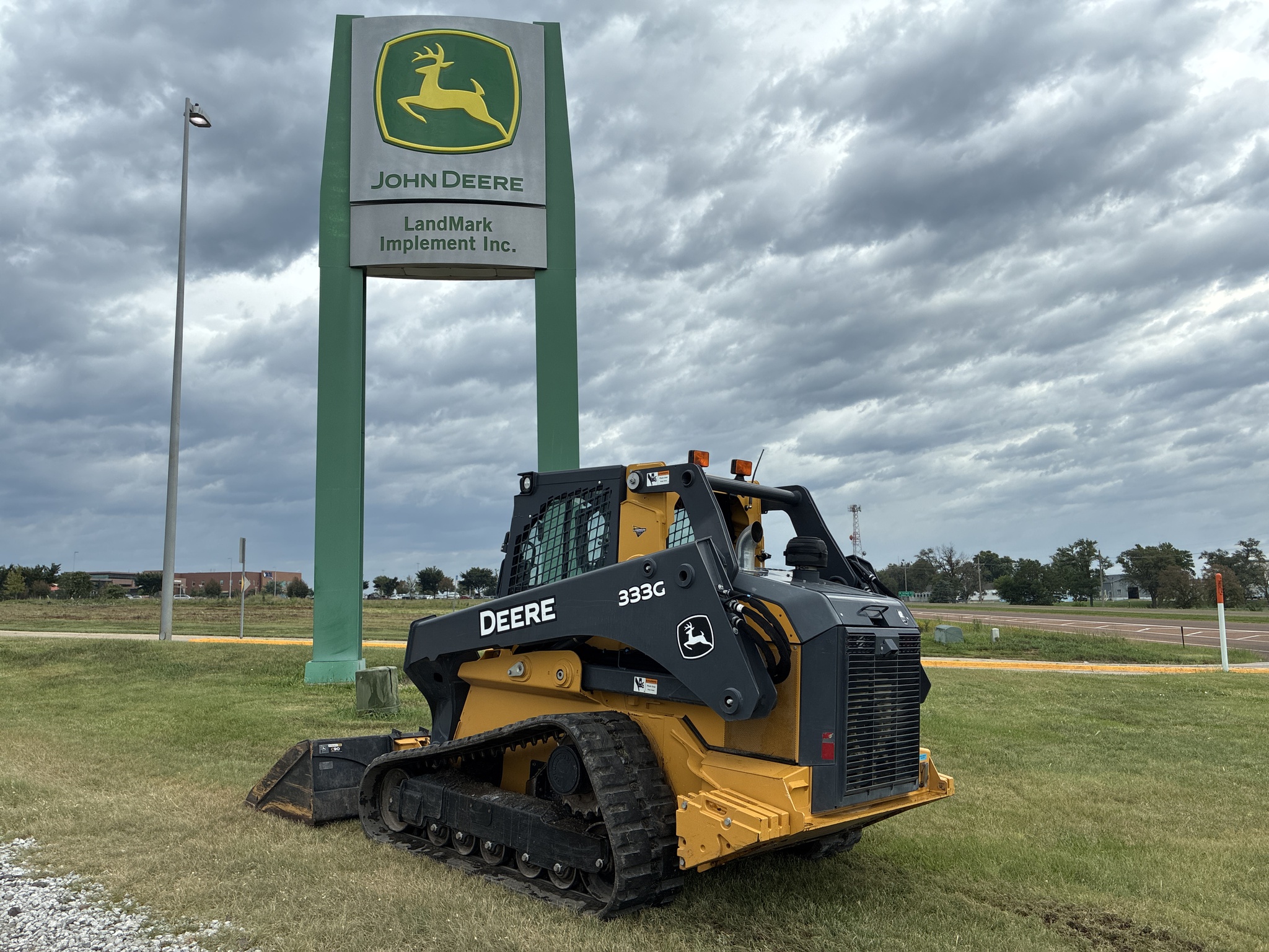  2016 John Deere 333G at LandMark in Lexington, NE