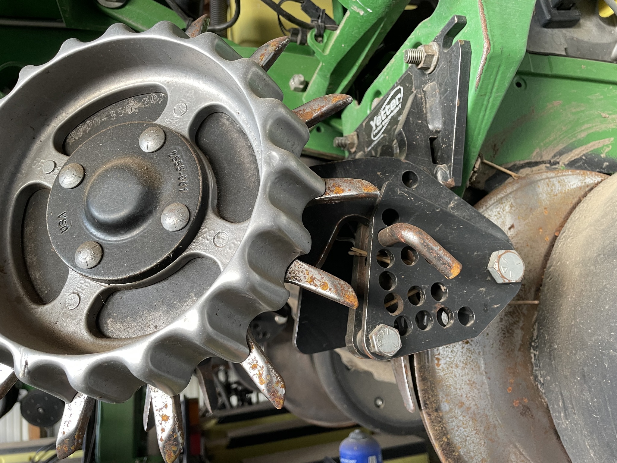  2005 John Deere 1720 at LandMark in Lexington, NE