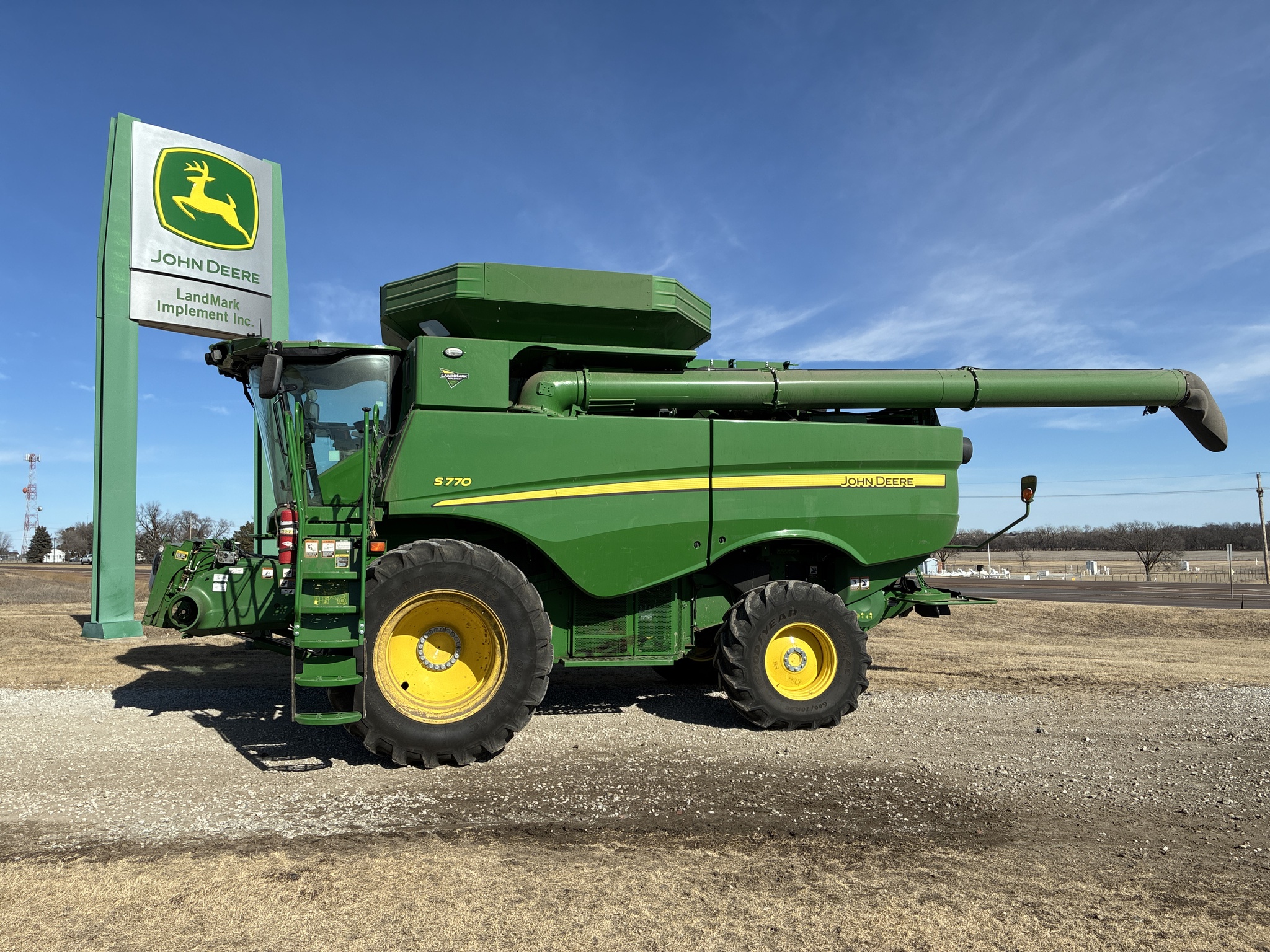  2023 John Deere S770 at LandMark in Beatrice, NE