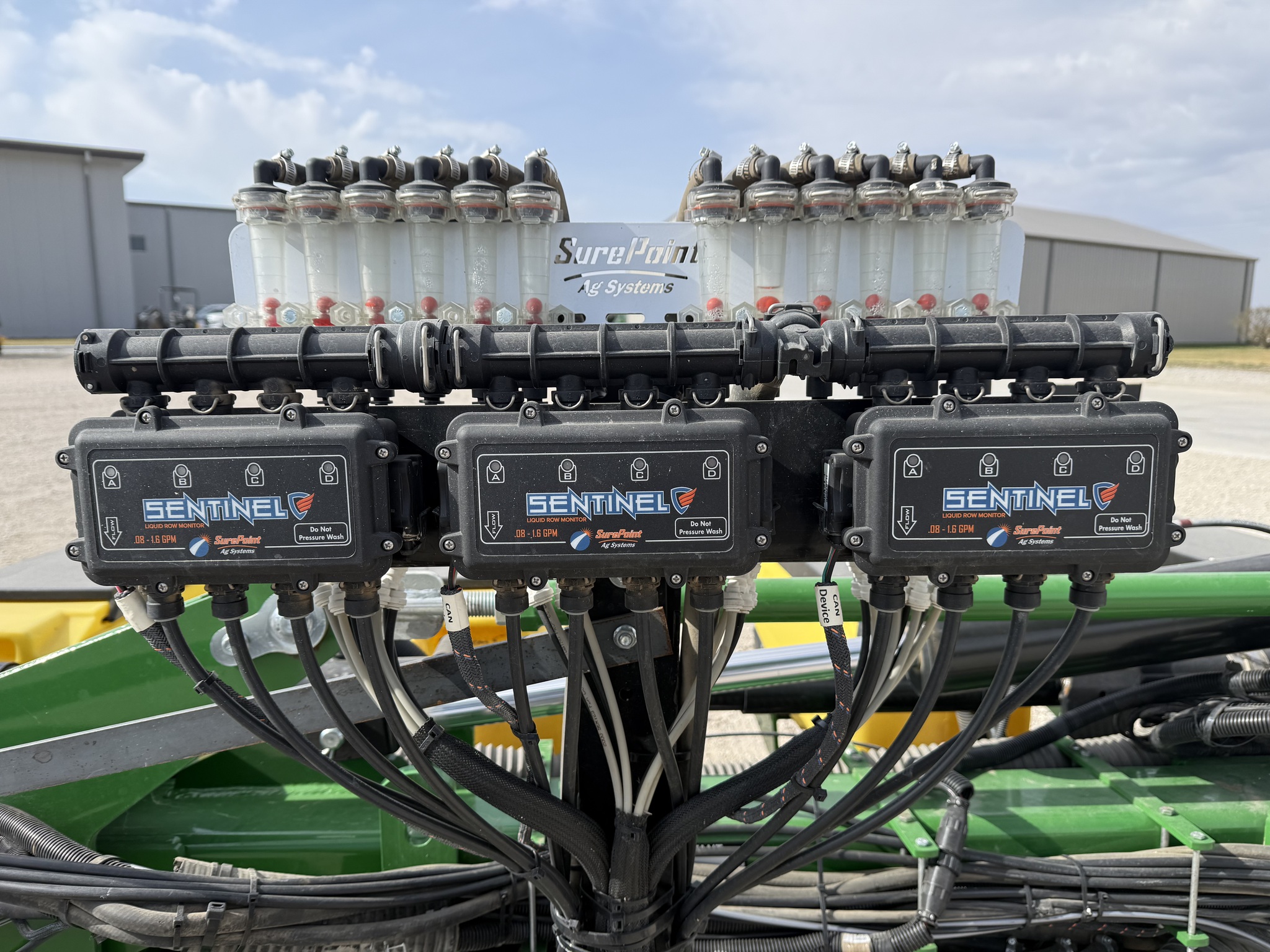  2025 John Deere 1725 at LandMark in Hastings, NE